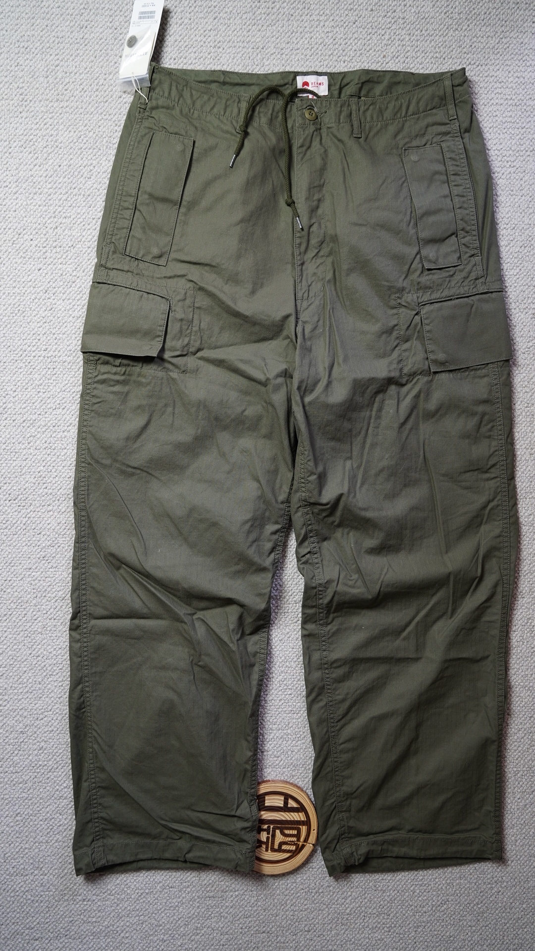 小红绳最高还原度军裤