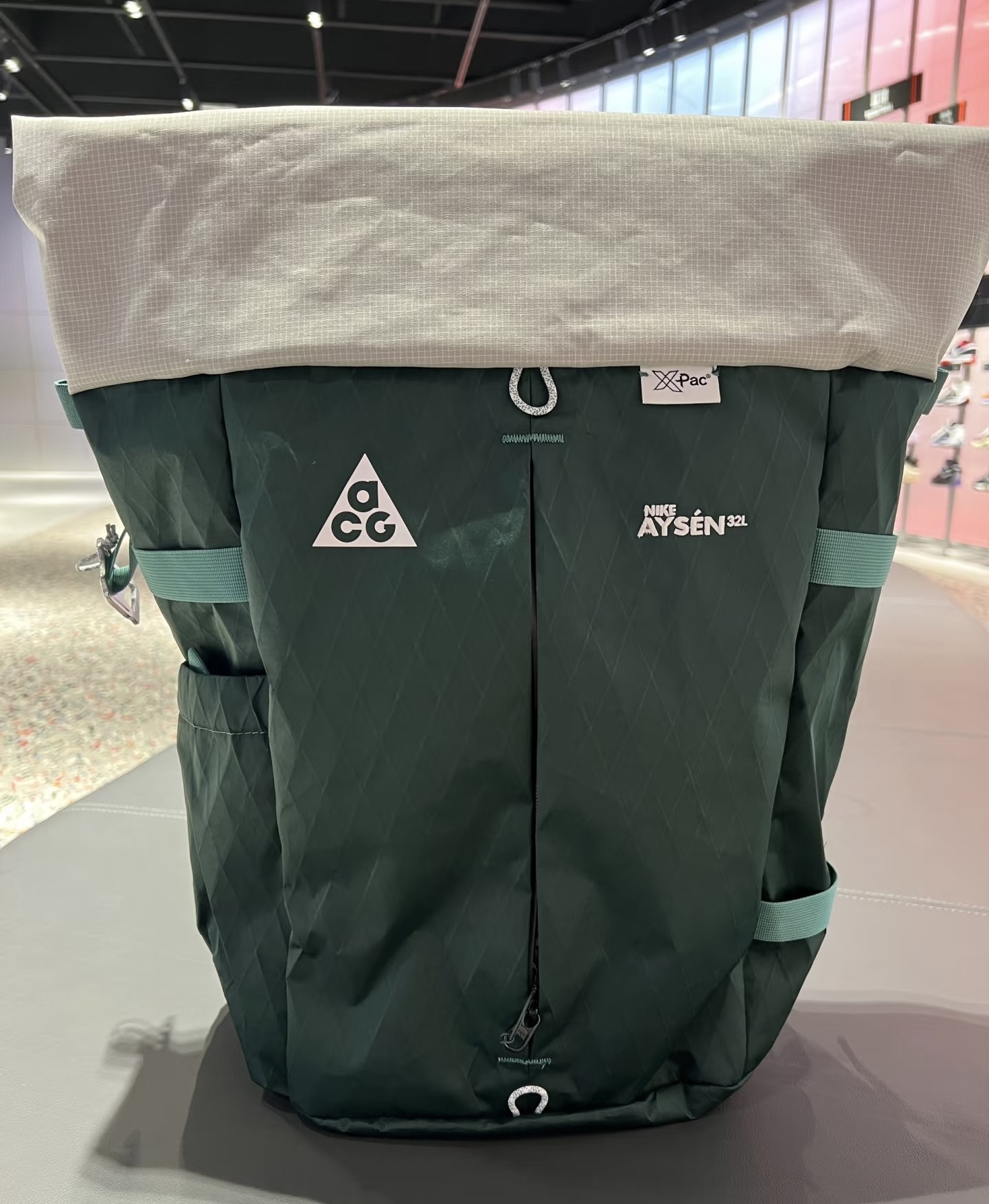 custom review-Nike Полиэстер Рюкзак Стандартный (Standard) Мужской Зеленый