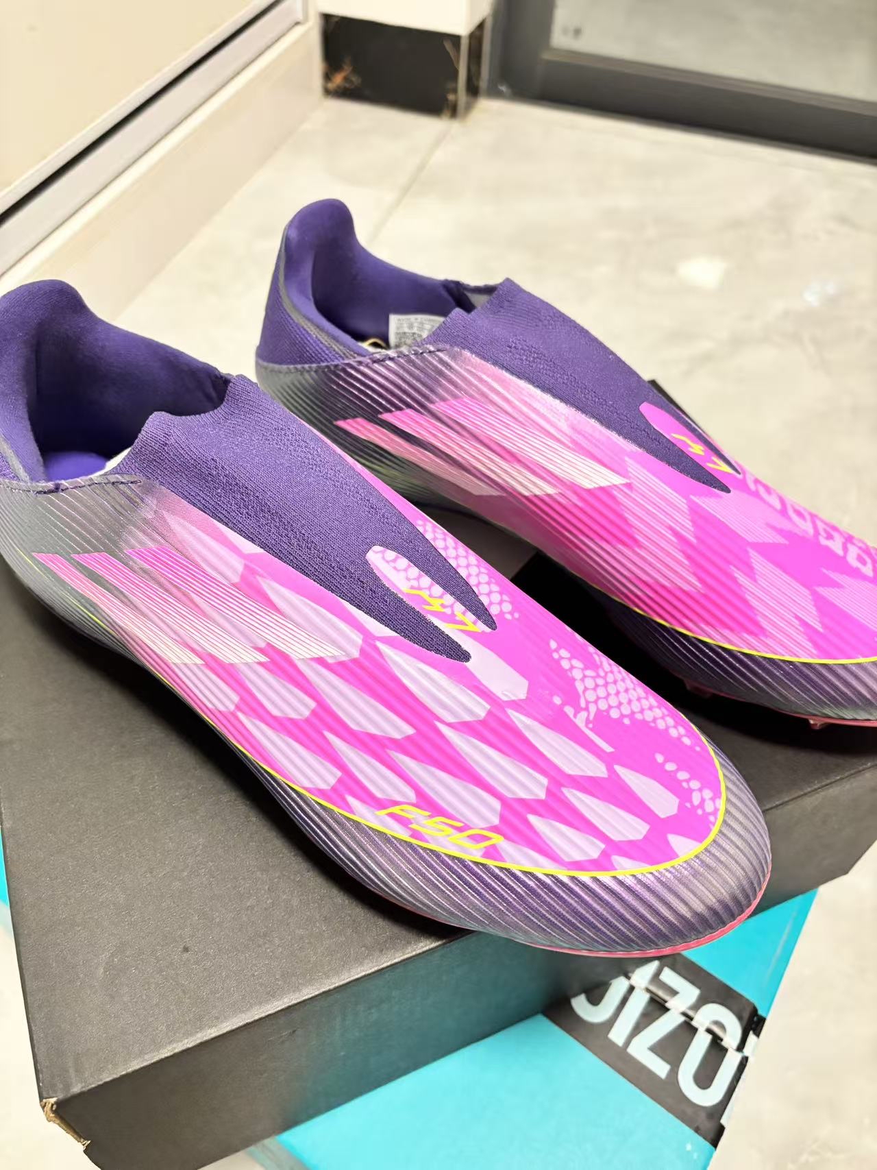 custom review-Lamine Yamal x Adidas F50 League Футбольные бутсы Мужские Фиолетово-розовые