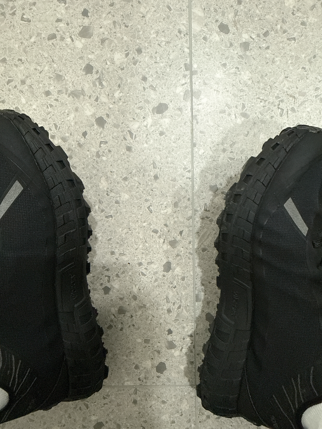 custom review-NORDA 001 Кружево Вверх Амортизация Поддержка Легкий Низкий Верх Путь Бег Бег на длинные дистанции Обувь Мужская Черная