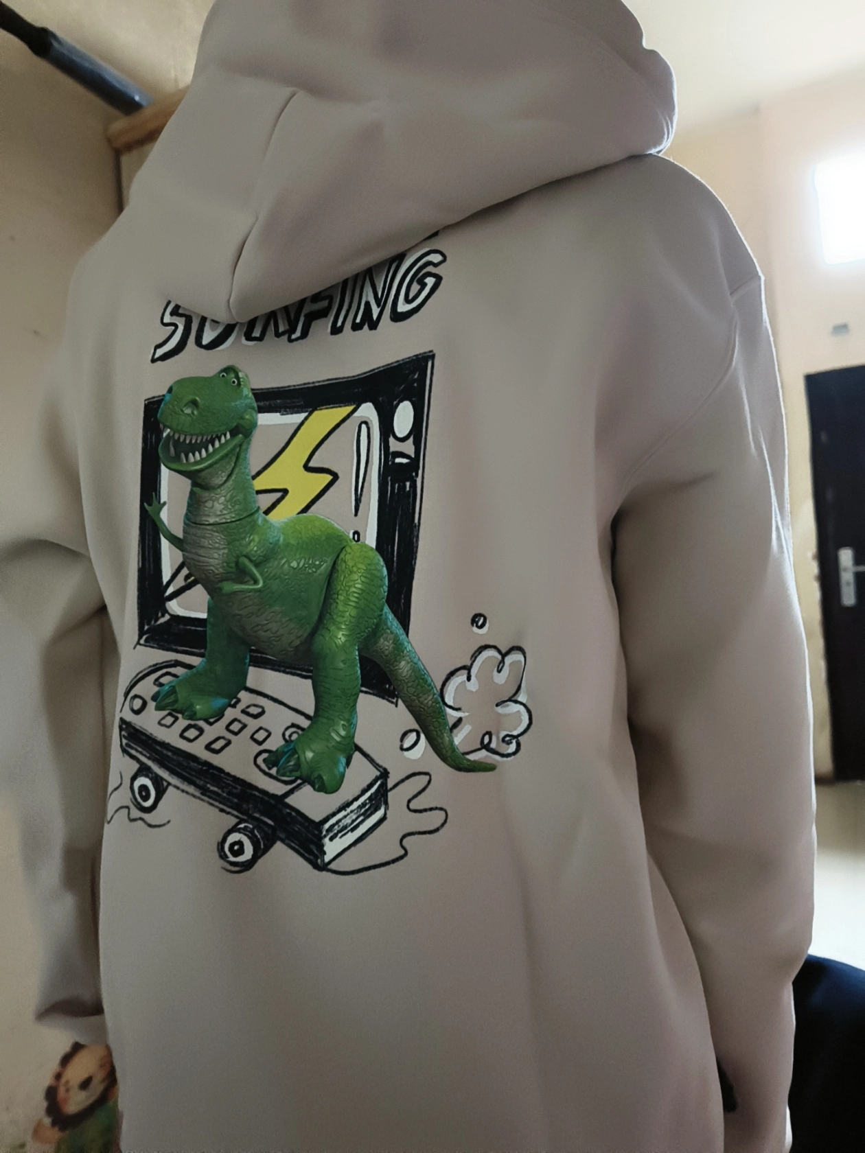 custom review-Li NING X Disney Свитшот Унисекс Песочный Гравийный Серый