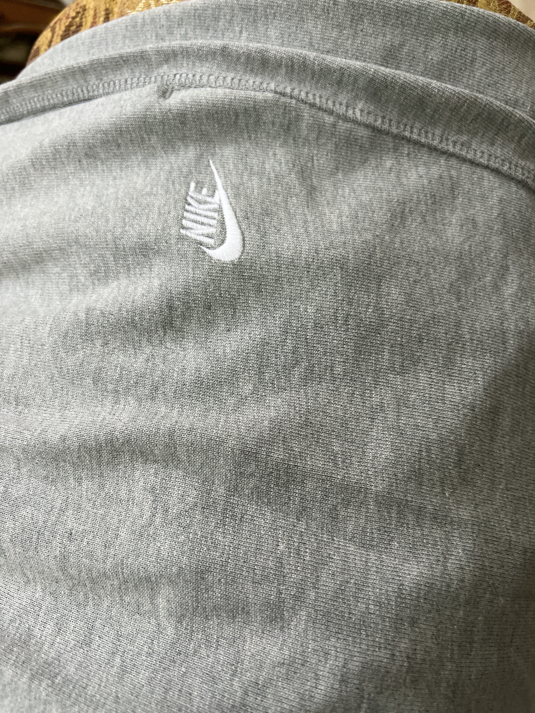 custom review-Nike Sportswear Вязаные тренировочные штаны мужские серые