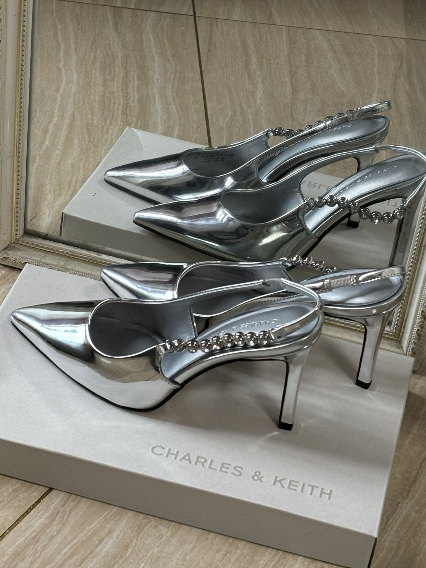 custom review-CHARLES KEITH Маленький CK Ткань Узкий каблук Высокие каблуки Примерно 9 см Женские