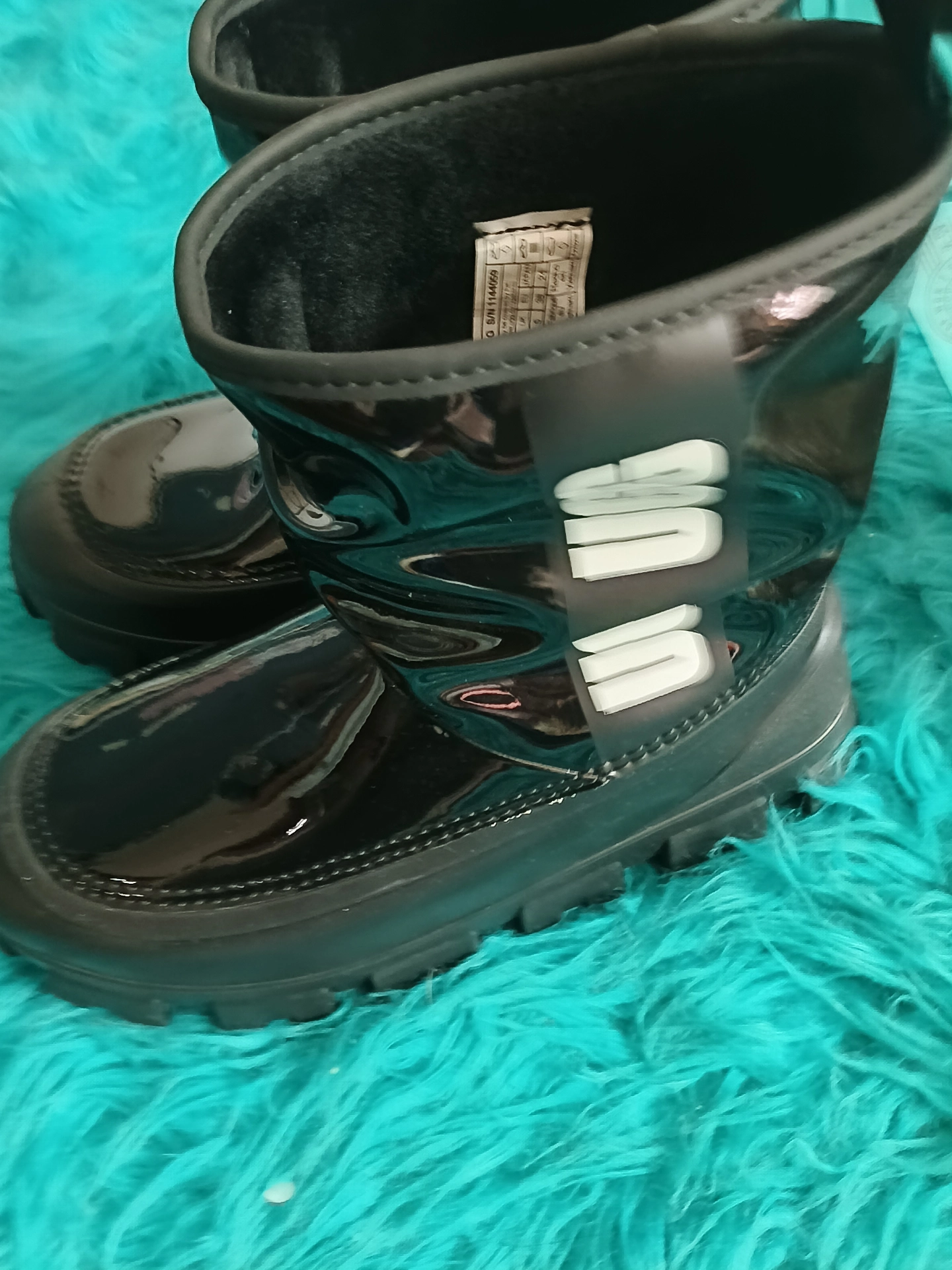 custom review-UGG Ботильоны Черные Женские