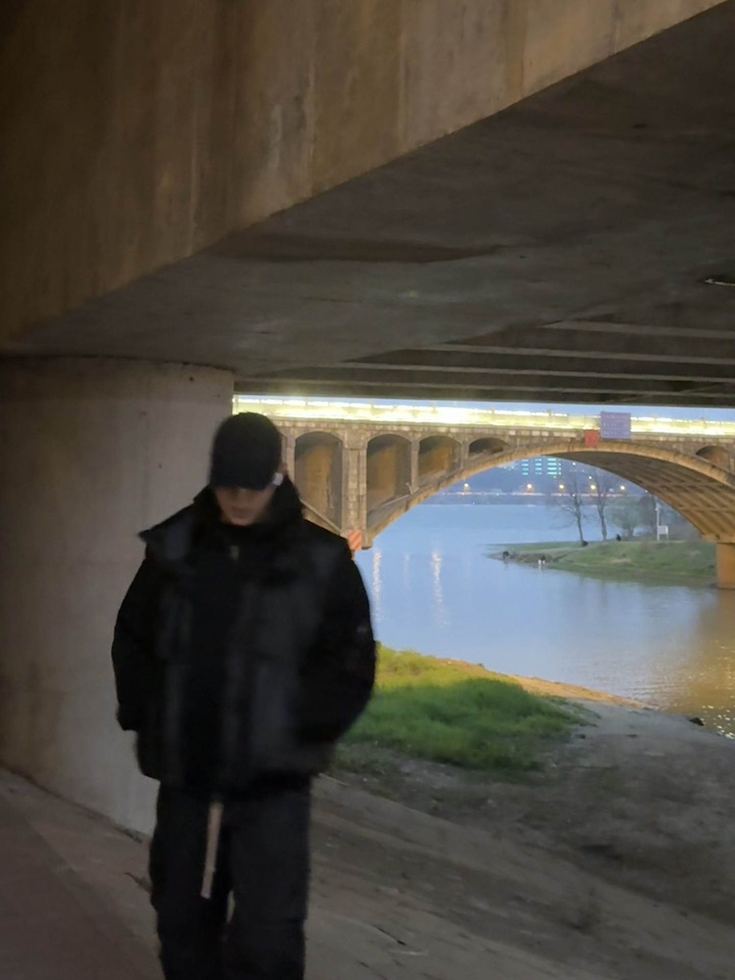 没想到桥洞子底下还能这么出片