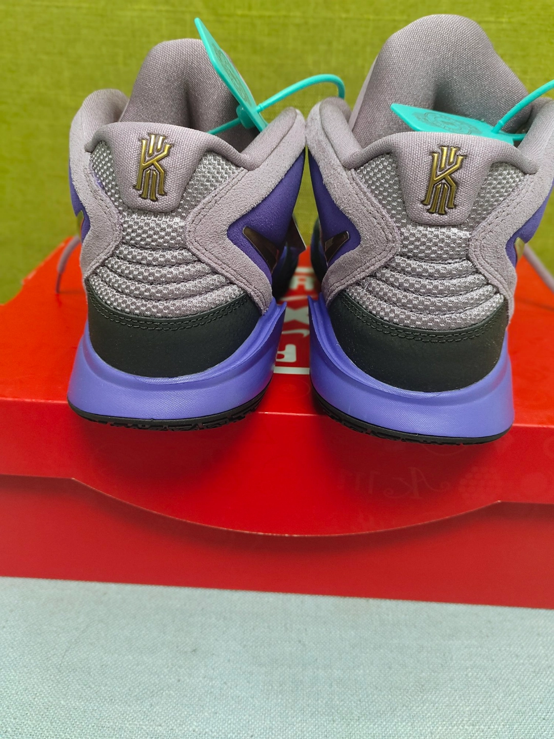 custom review-Nike Kyrie 8 Infinity EP 'Вселенная' Kyrie 8 Universe MID Баскетбольные кроссовки Unisex Фиолетовый Азиатская версия