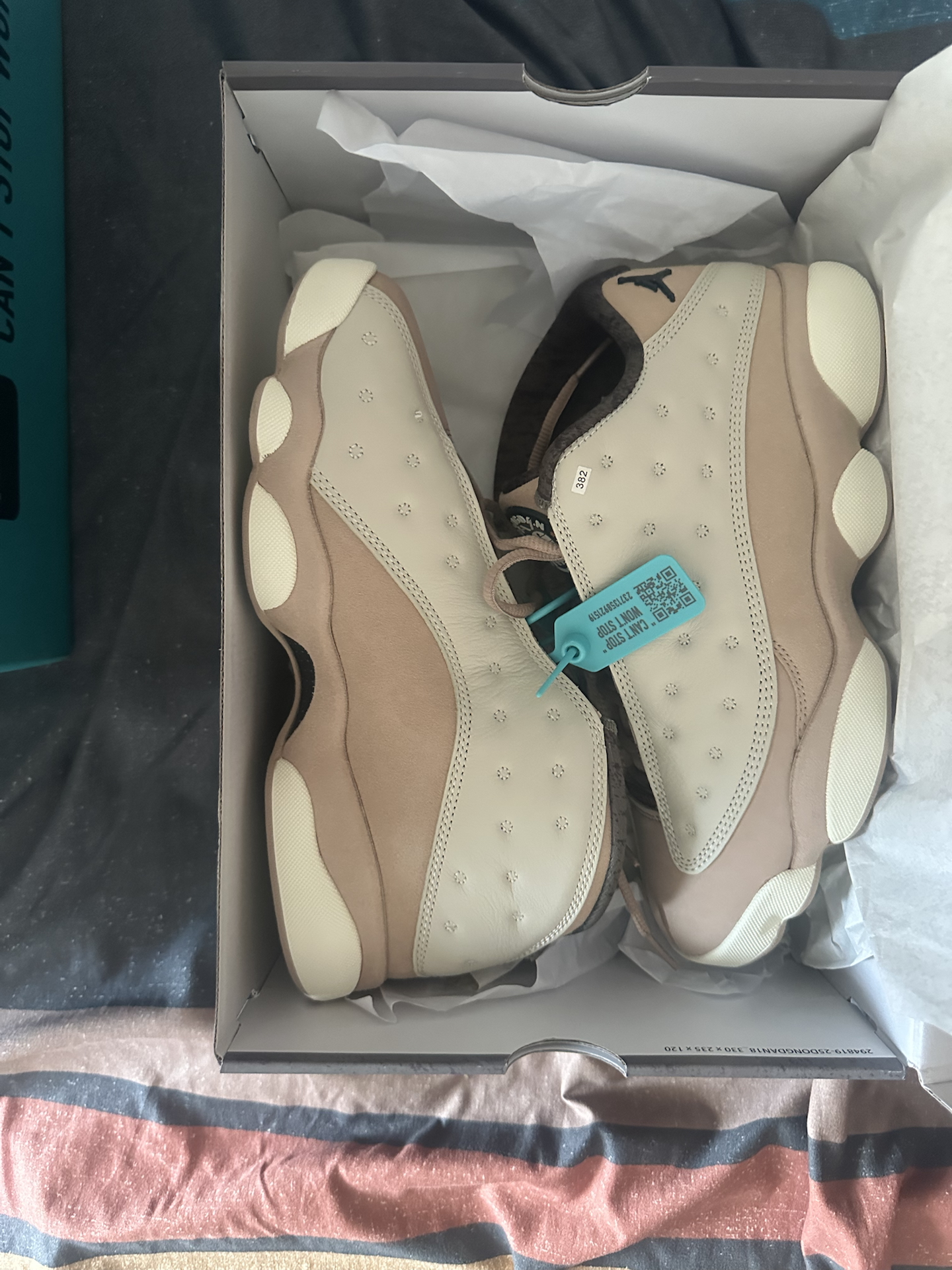 custom review-Jordan Air Jordan 13 Нижняя юбка Устойчивая к истиранию Низкий Топ Винтажные баскетбольные кроссовки Мужские Бежево-розовые Выпуск 2025 года