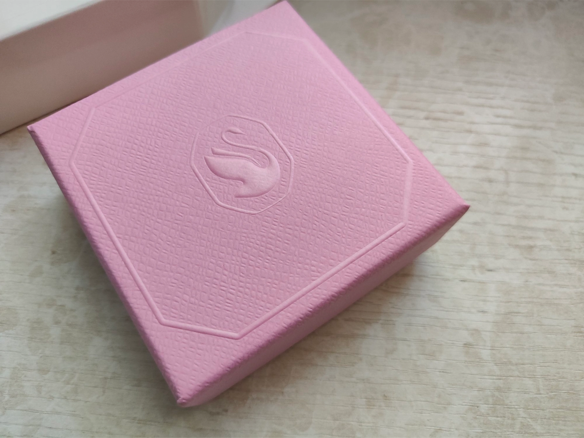 custom review-Swarovski Mesmera Attract Женские Ожерелья