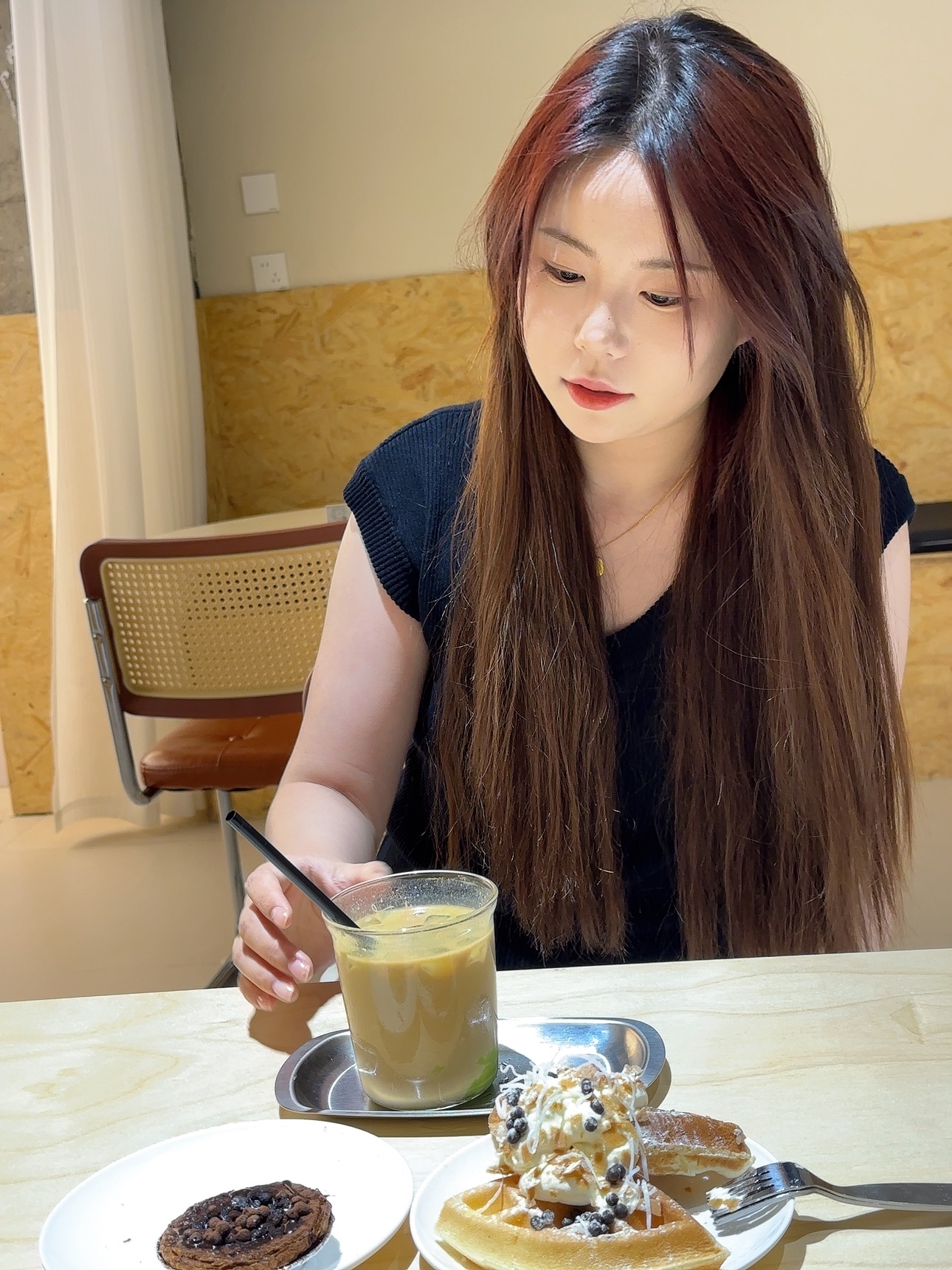 发型分享 微胖女孩ootd 女生发型 给大家推荐圆脸发型