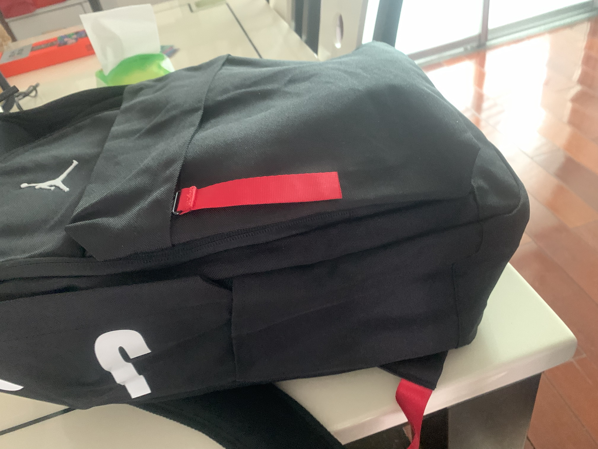 custom review-Jordan Полиэстер Рюкзак Стандартный (Standard) Унисекс Черный Красный