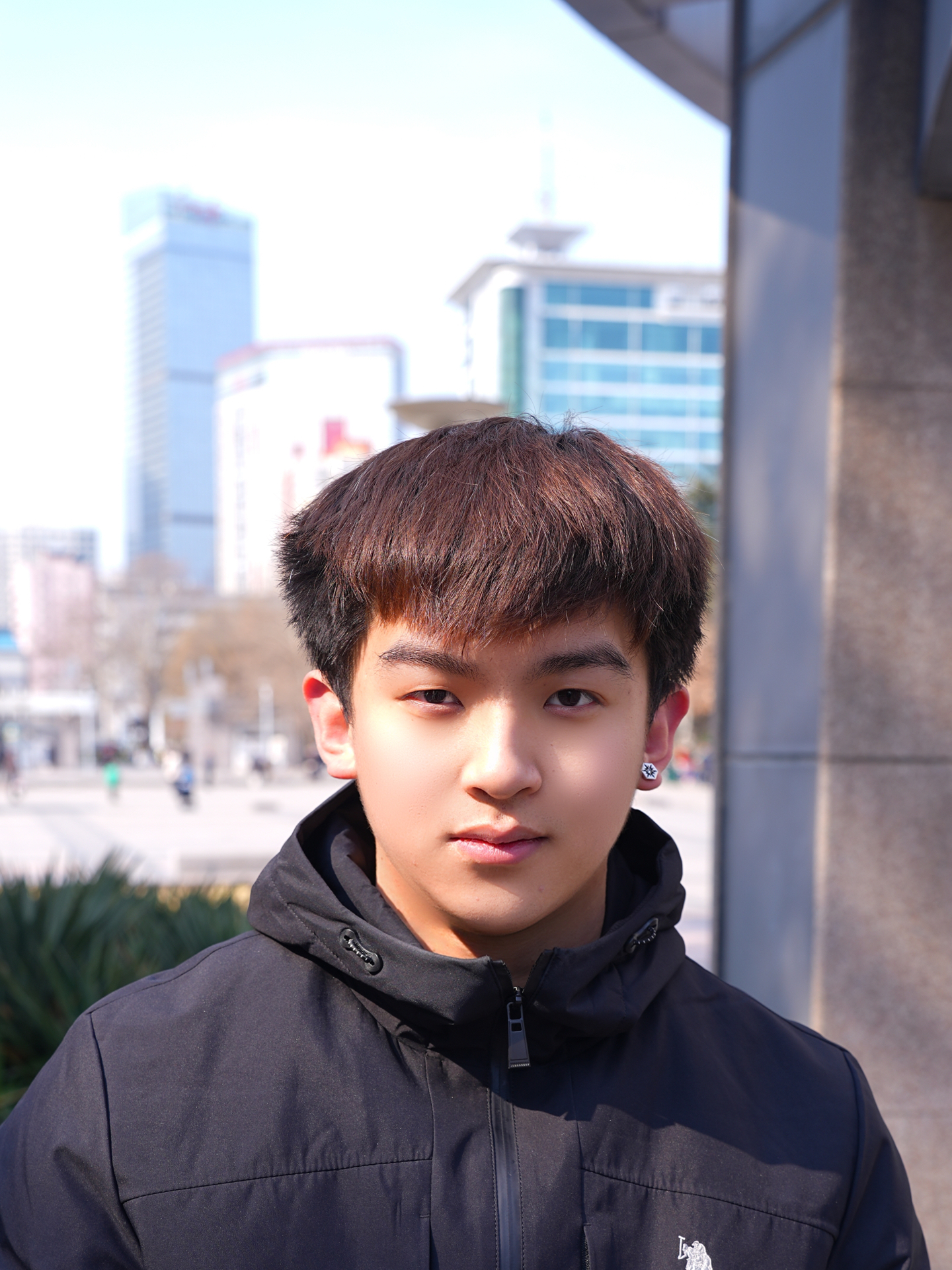 速进!男大学生开学靠这发泥逆袭