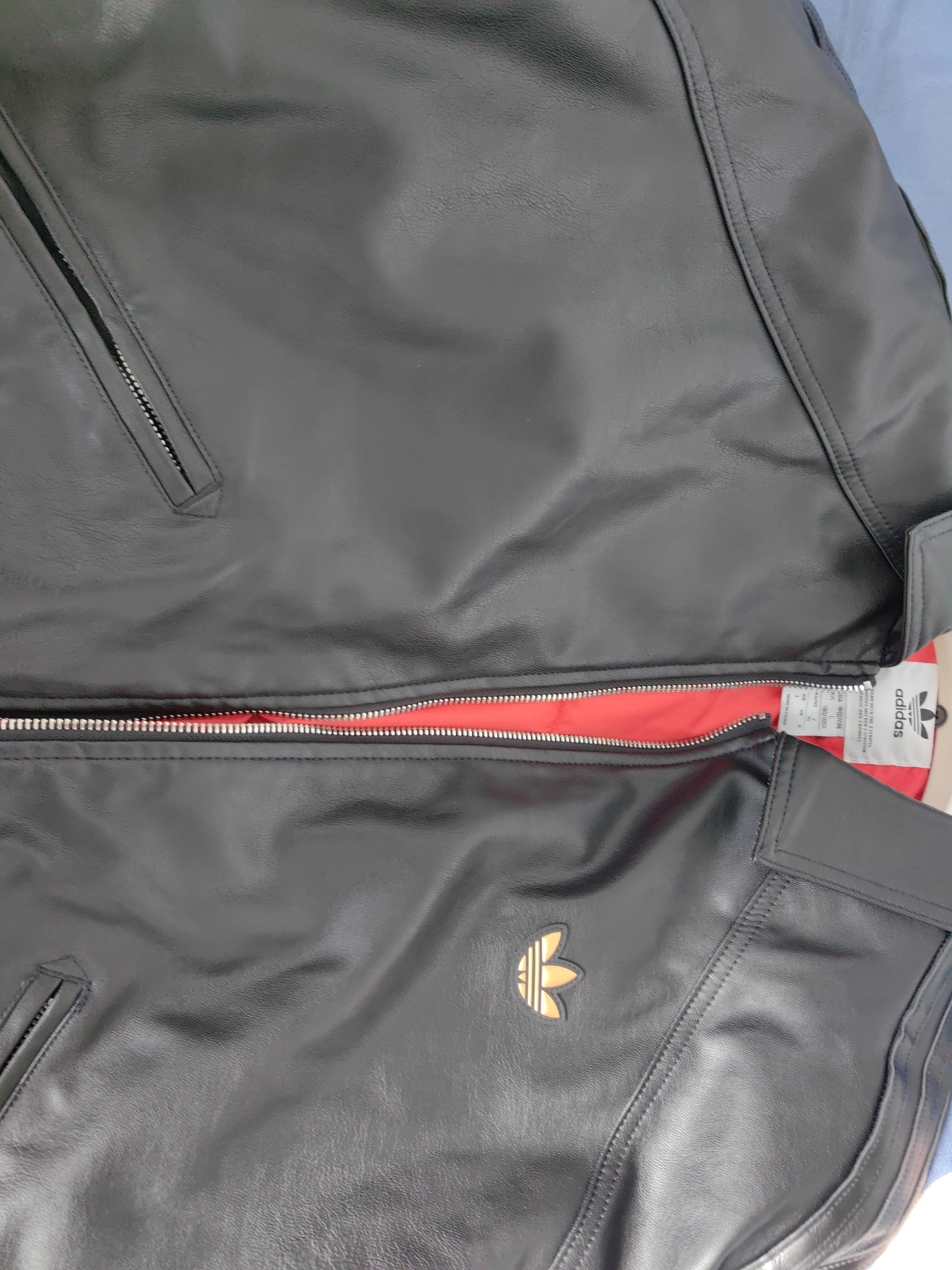 custom review-Adidas Originals Куртки и Пальто Мужские Черный Светло-Красный