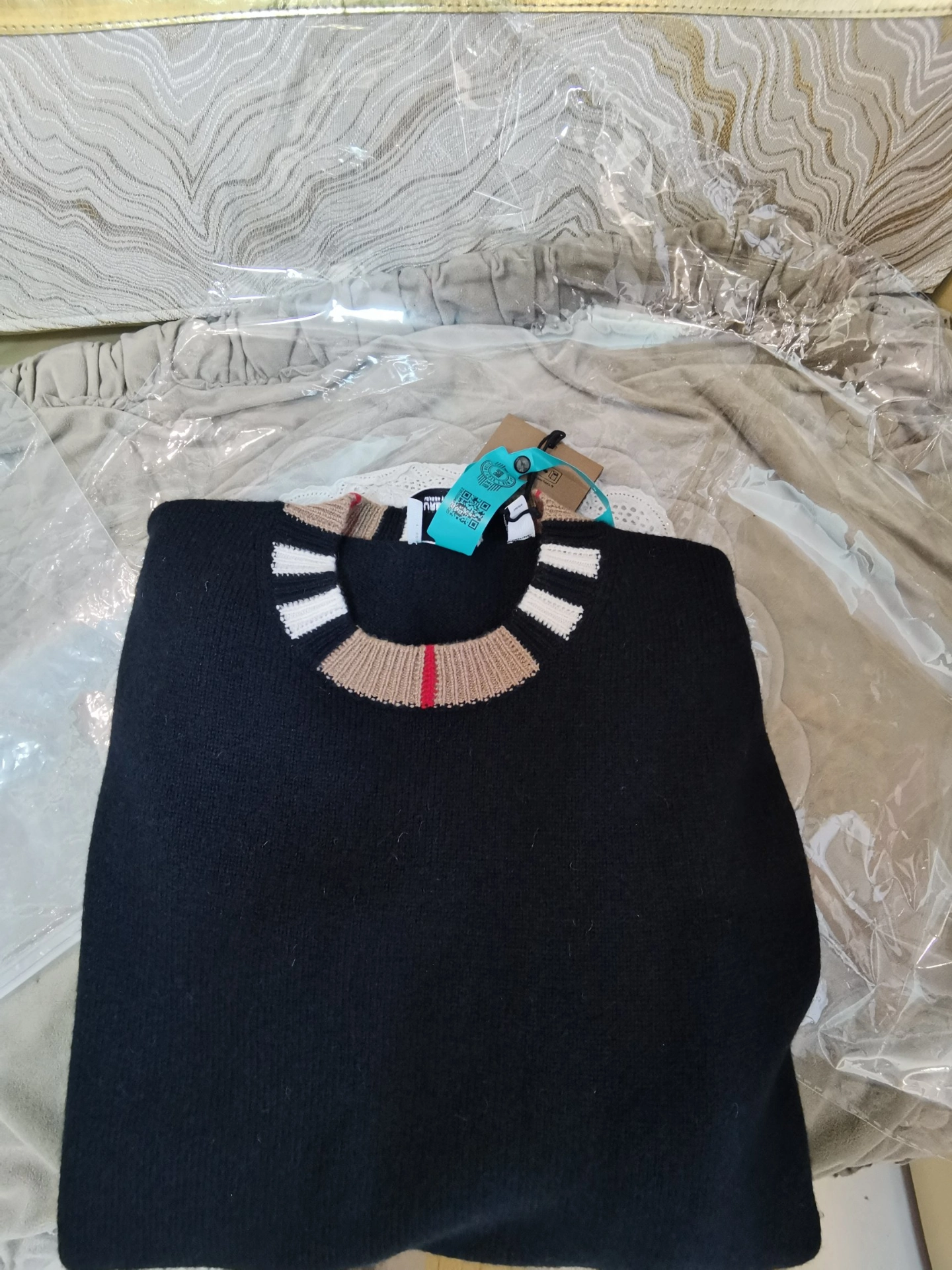 custom review-Burberry Трикотаж Женский Черный