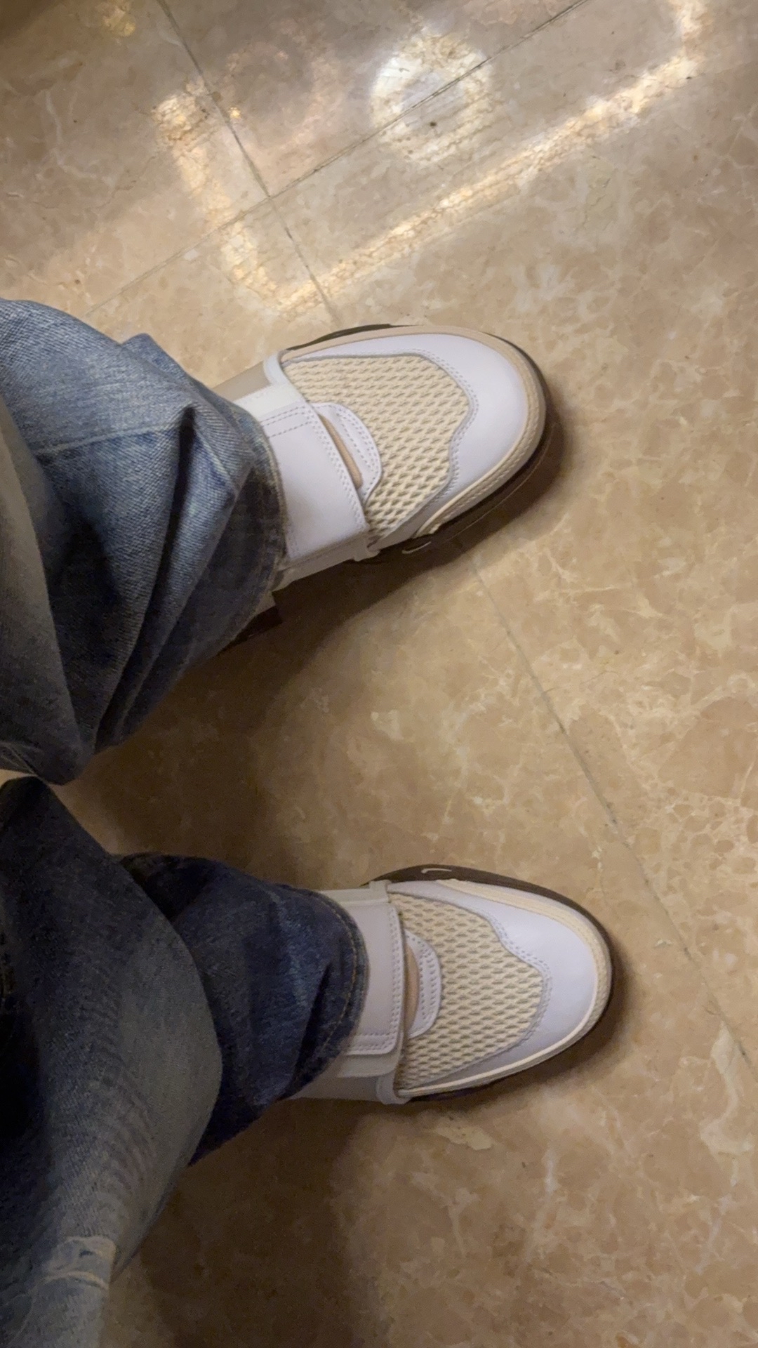 custom review-Travis Scott x Nike Slip-resistant Abrasion-resistant Low Top Casual Unisex White Травис Скотт x Nike Противоскользящий Устойчивый к истиранию Низкий Топ Повседневный Унисекс Белый