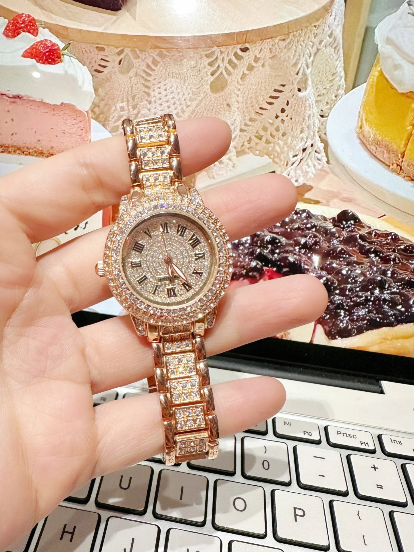 女大标配 不到五百就能拿下一款轻奢手表