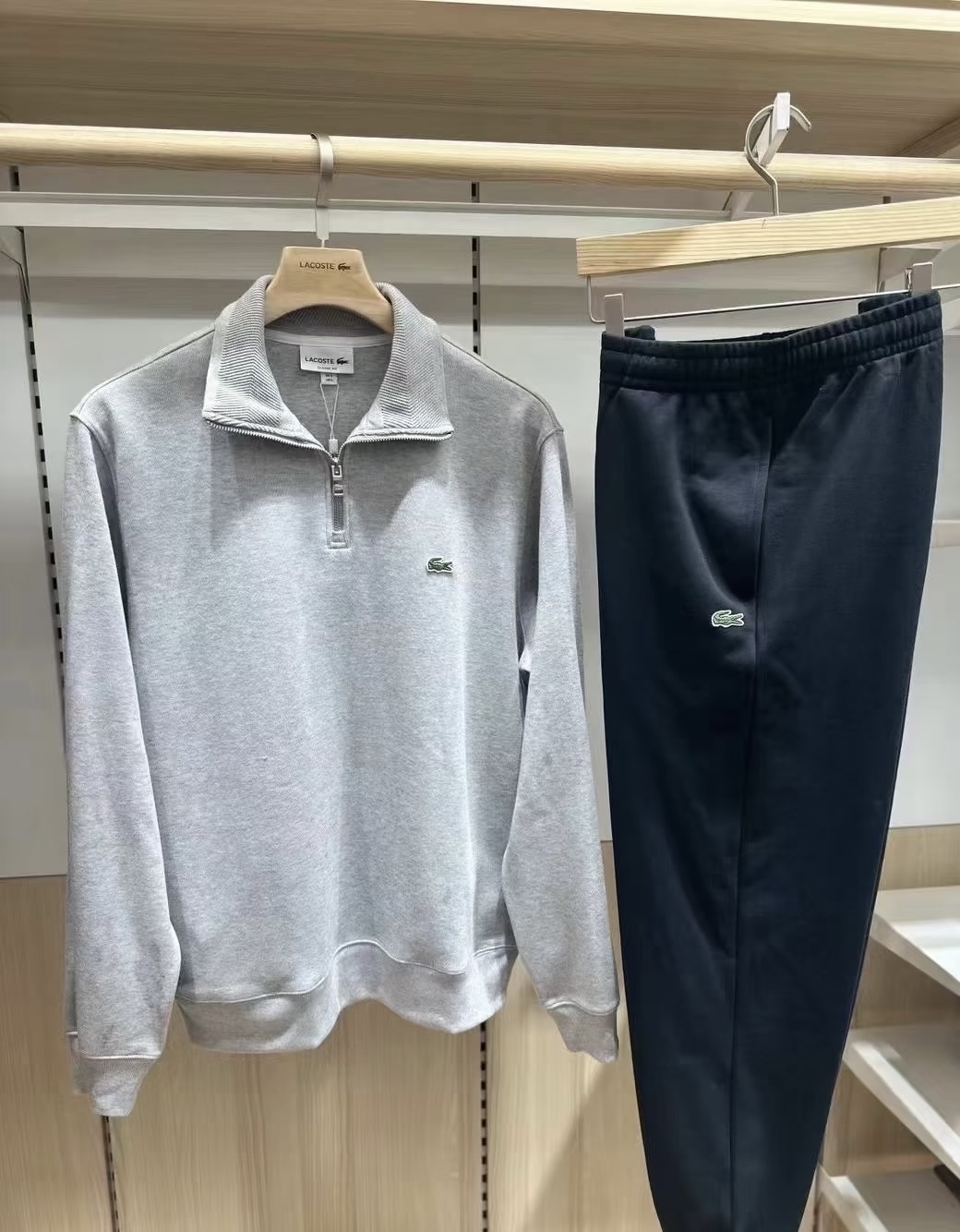 custom review-Толстовки унисекс LACOSTE Collaboration