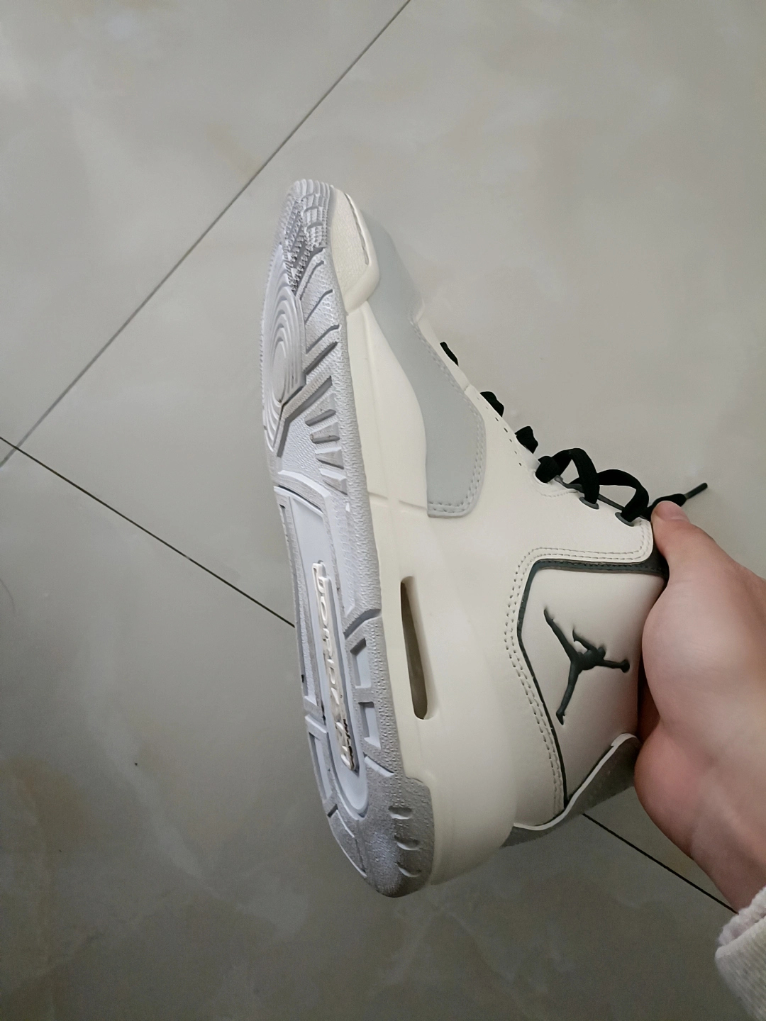 custom review-Джордан Courtside 23 Амортизаторы Slip-resistant MID Топ Винтажные баскетбольные кроссовки Мужской Серый Белый