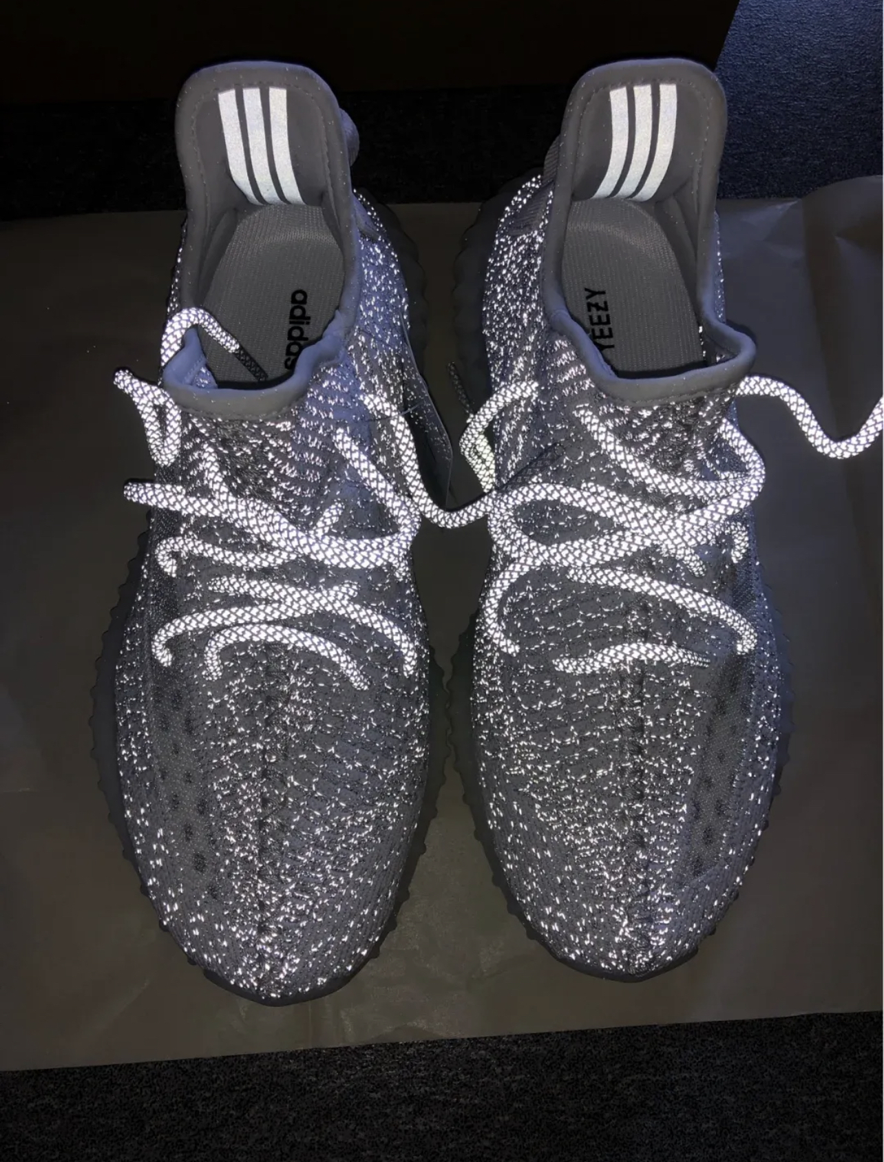 666啊
#椰子350白满天星 #yeezy满天星