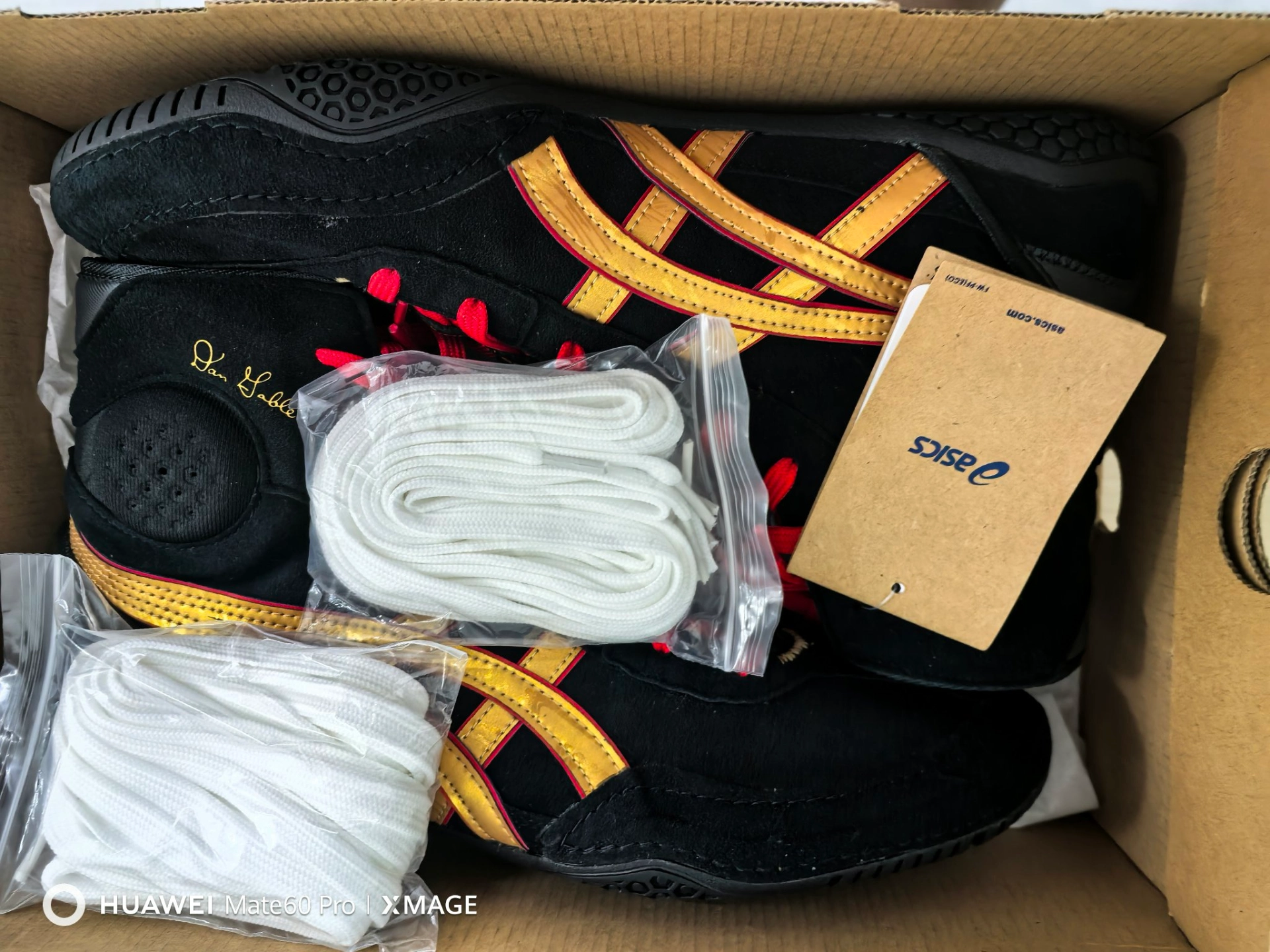 custom review-Asics Износостойкие Высокие Кроссовки для тренировок Унисекс Черный Золотой