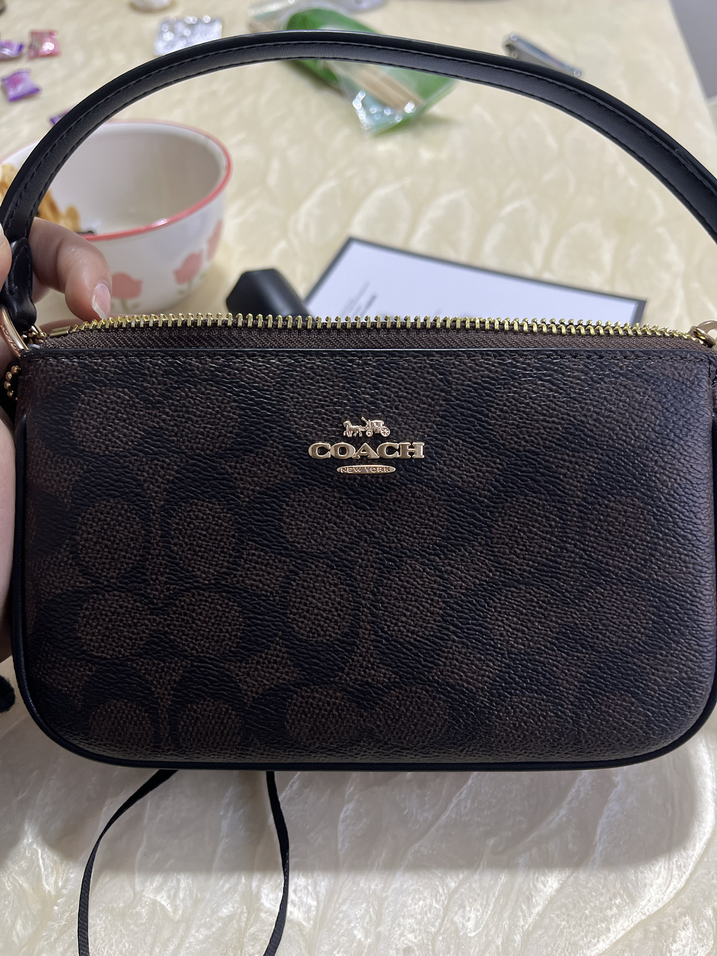 custom review-COACH Nolita Покрытый холст Сумка через плечо Женская Золотая Ореховая Черная