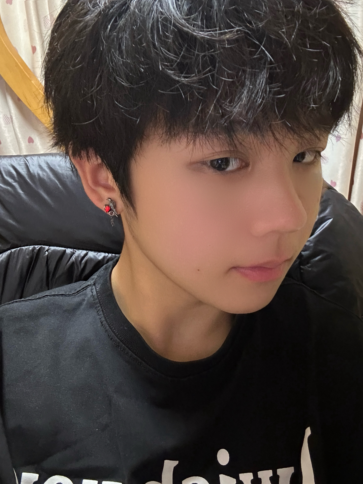 这耳钉也忒帅了吧