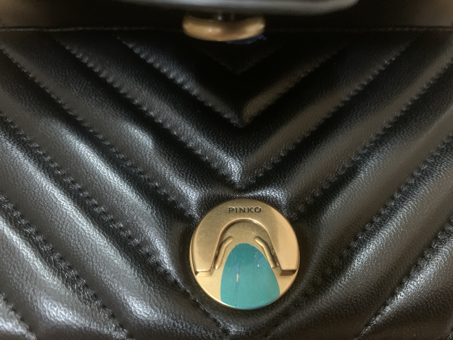 custom review-PINKO Овчина Сумка через плечо Женская Черная