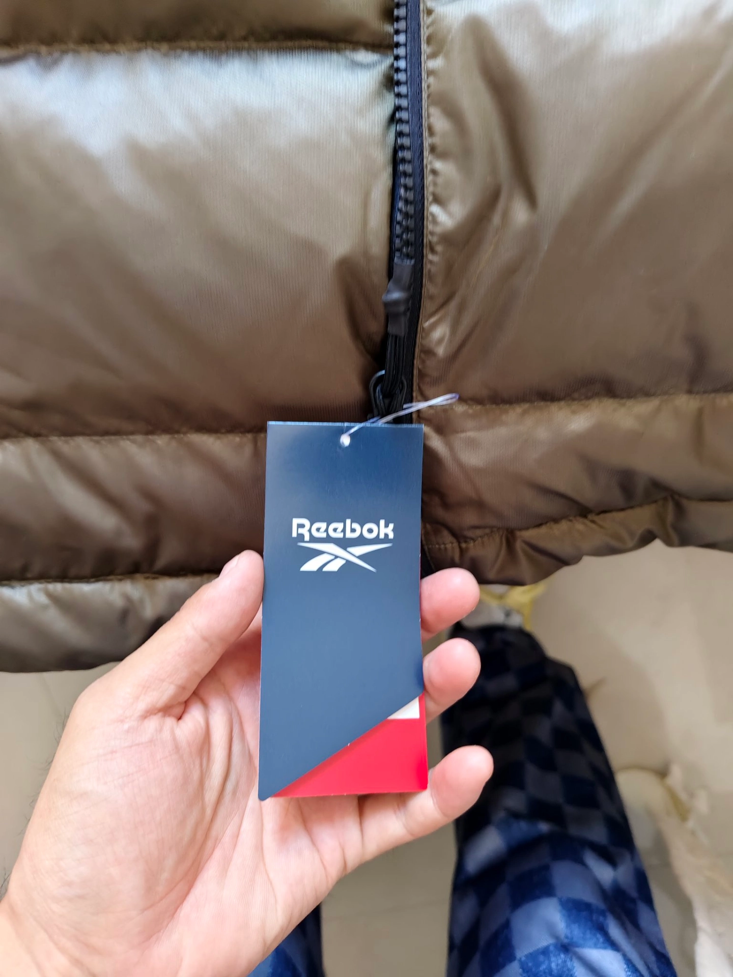 custom review-Reebok Мужской пуховик армейского зеленого цвета