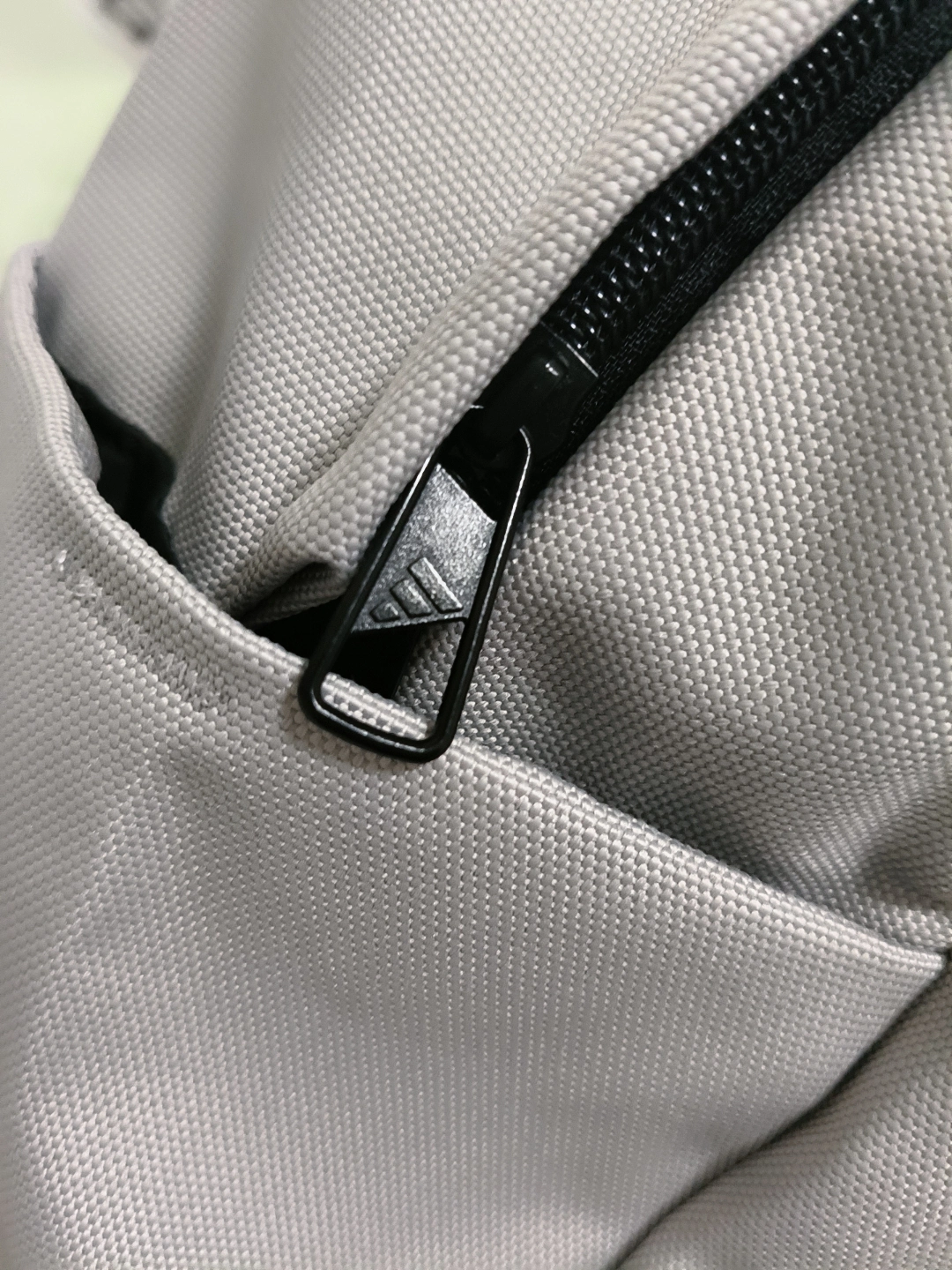 custom review-Adidas Переработанный полиэстер Рюкзак Большой Унисекс Light Серый