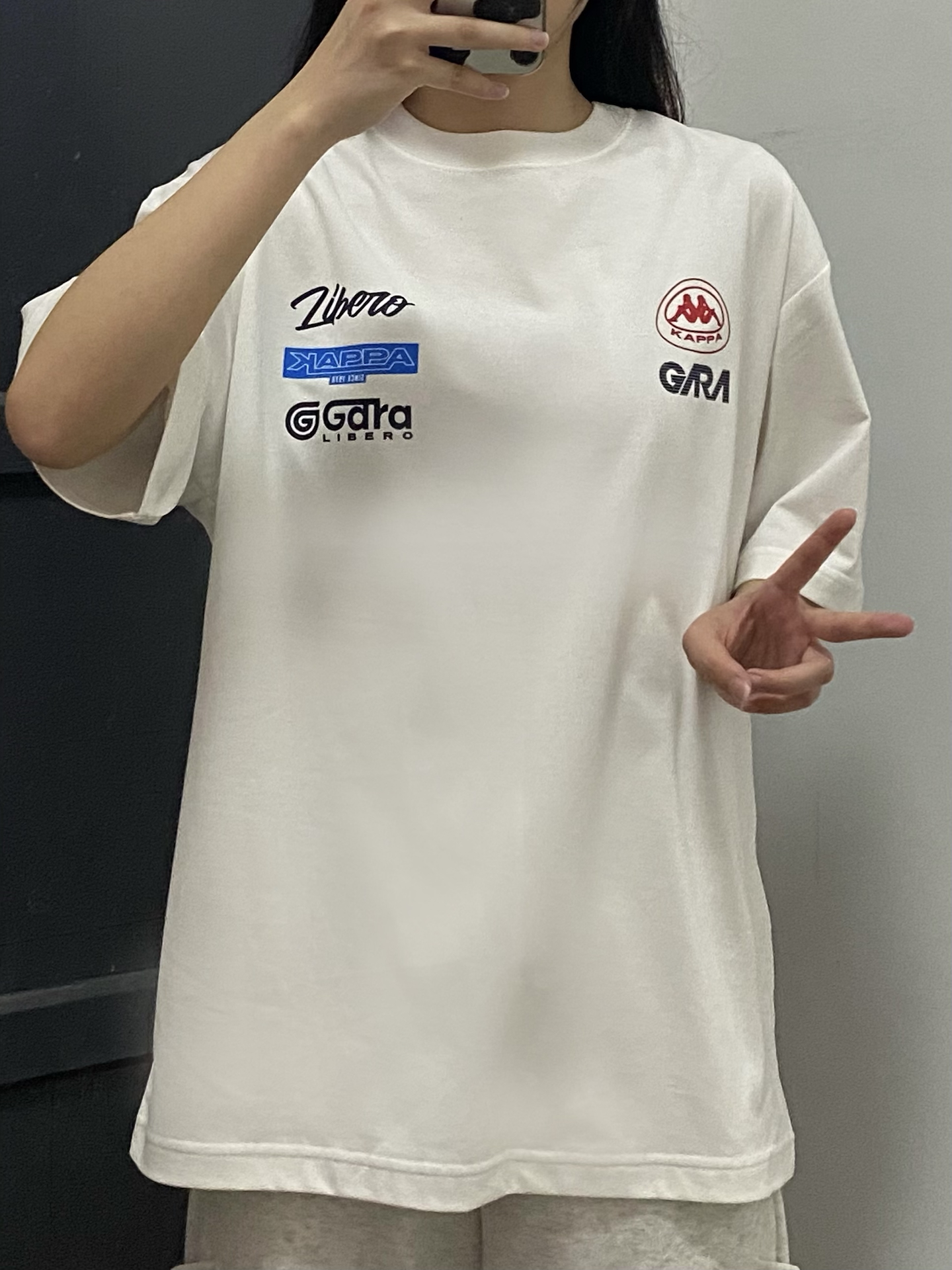 简约的白色系穿搭来喽!