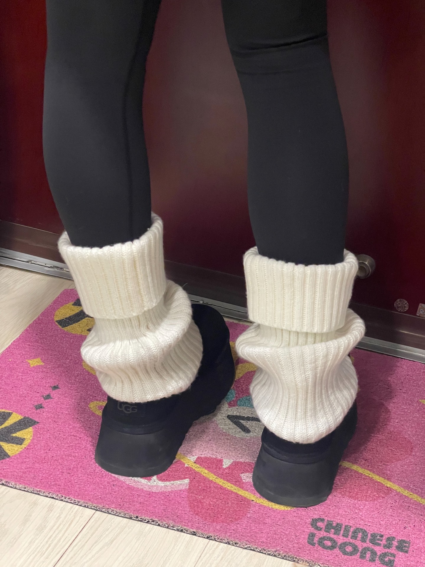 custom review-UGG Ботильоны Черные Женские