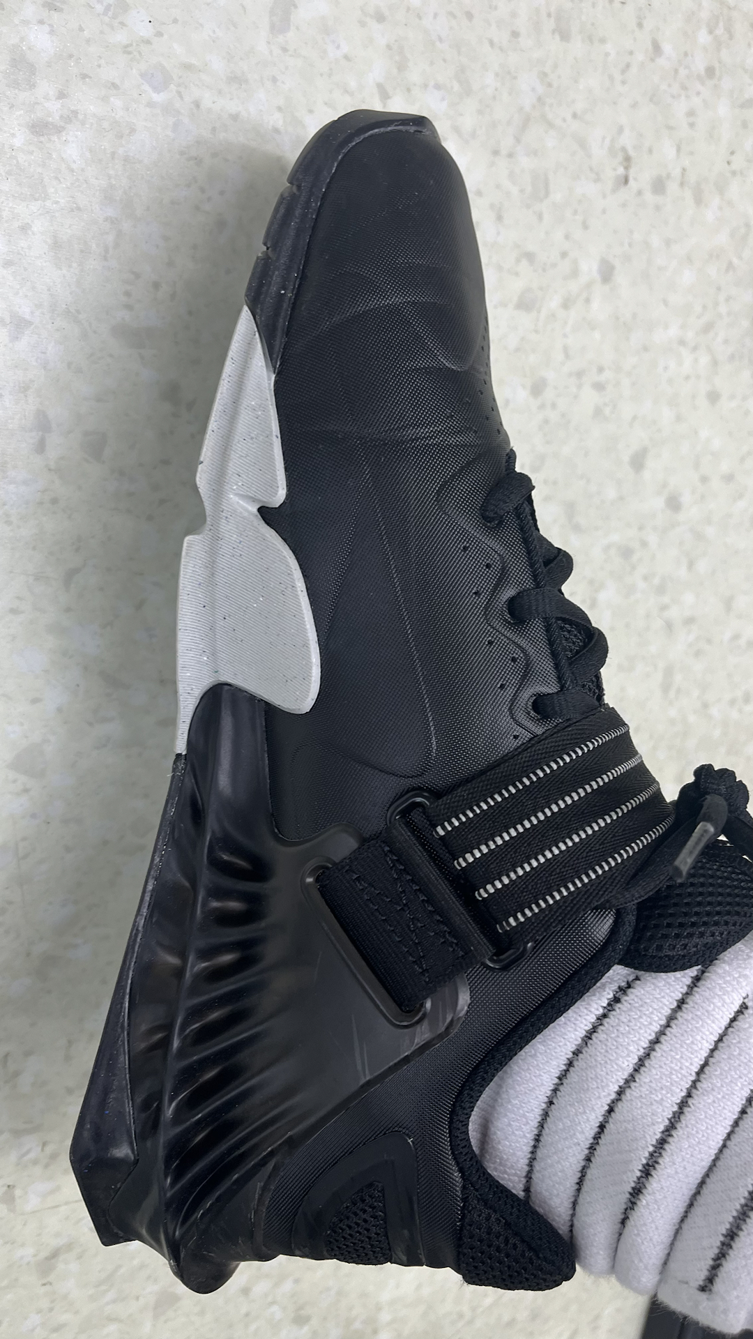 custom review-Nike Savaleos Удобные низкие кроссовки для тренировок унисекс черно-белые