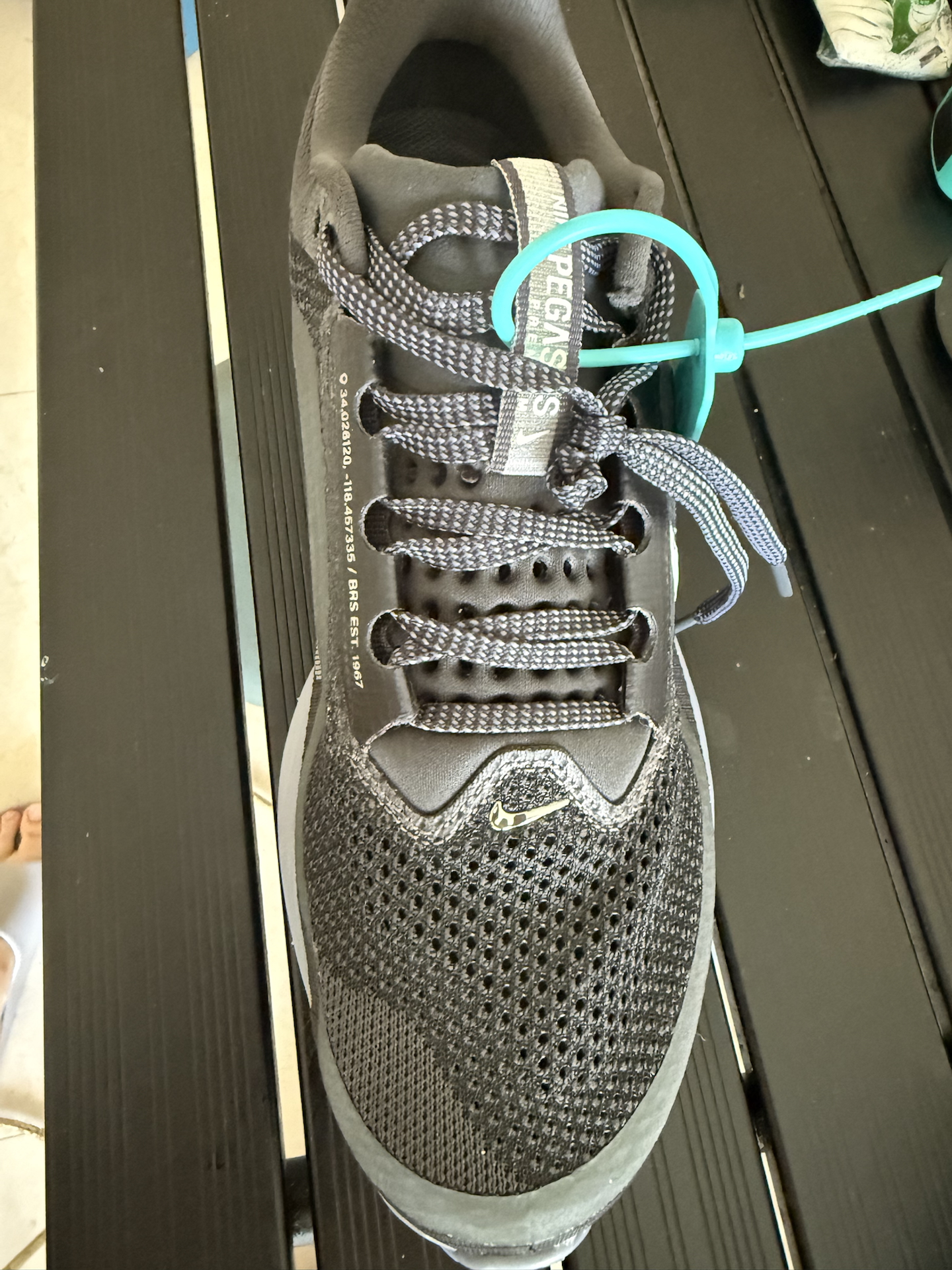 custom review-Nike Pegasus Premium Slip Устойчивый к истиранию Низкий Топ Беговые кроссовки Мужской Черный Серый