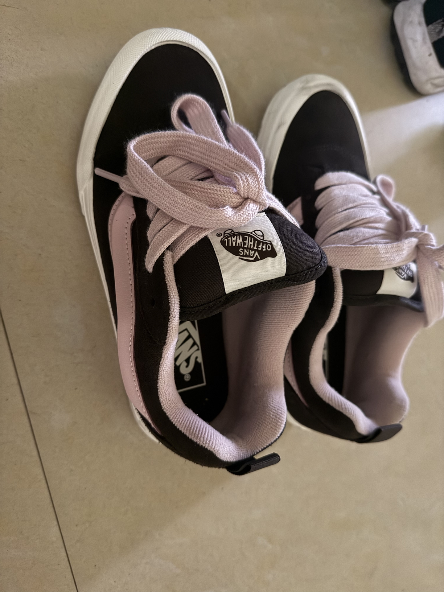 custom review-Vans Knu Skool Устойчивые к истиранию низкие скейтбордические кроссовки унисекс коричневого цвета