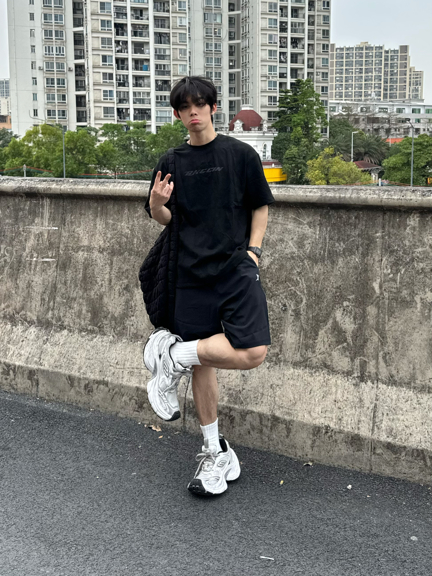 运动男孩夏日运动短裤