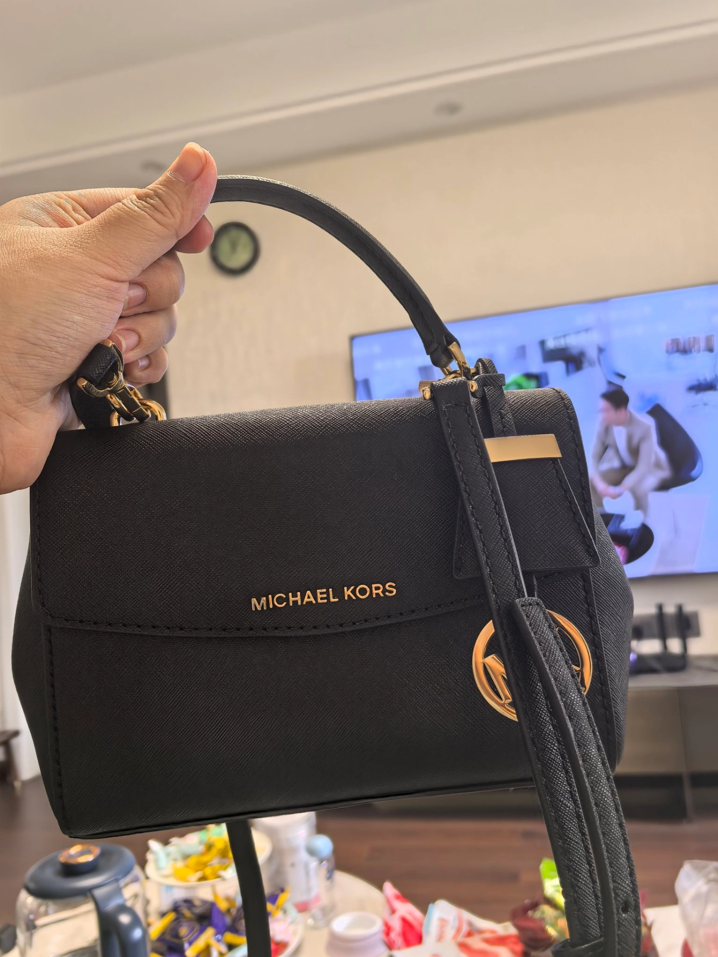 custom review-MICHAEL KORS MK Ava Коровья кожа Спилок Сумка через плечо Сумка Женская Чисто черная