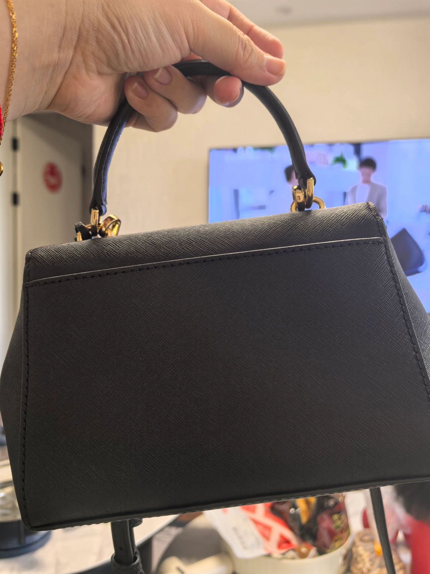 custom review-MICHAEL KORS MK Ava Коровья кожа Спилок Сумка через плечо Сумка Женская Чисто черная