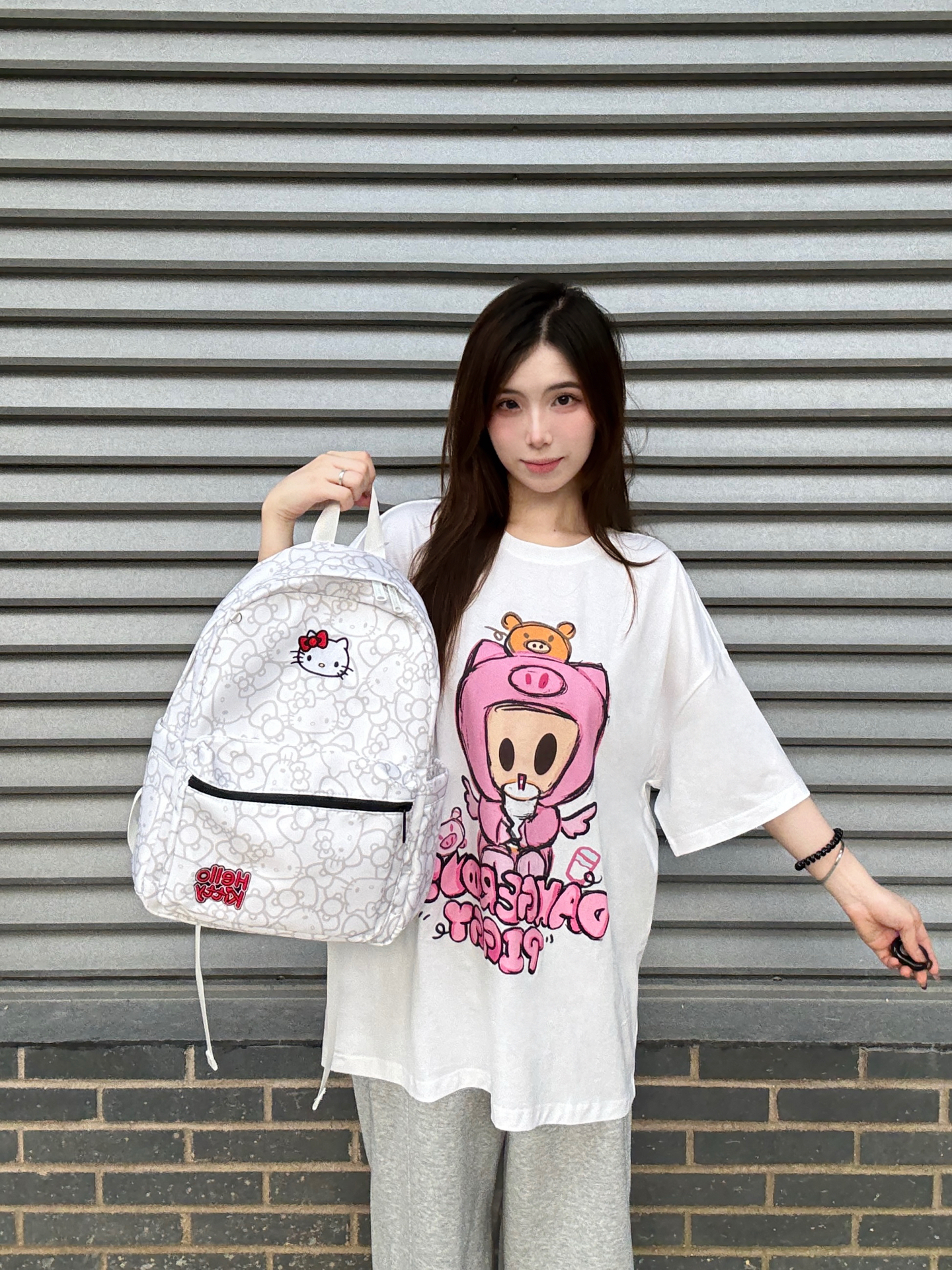 ≽^•༚•?≼ hello kitty书包这个萌