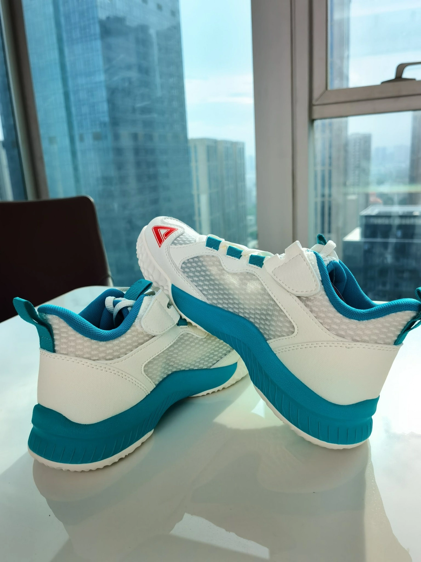 匹克篮球鞋天空蓝