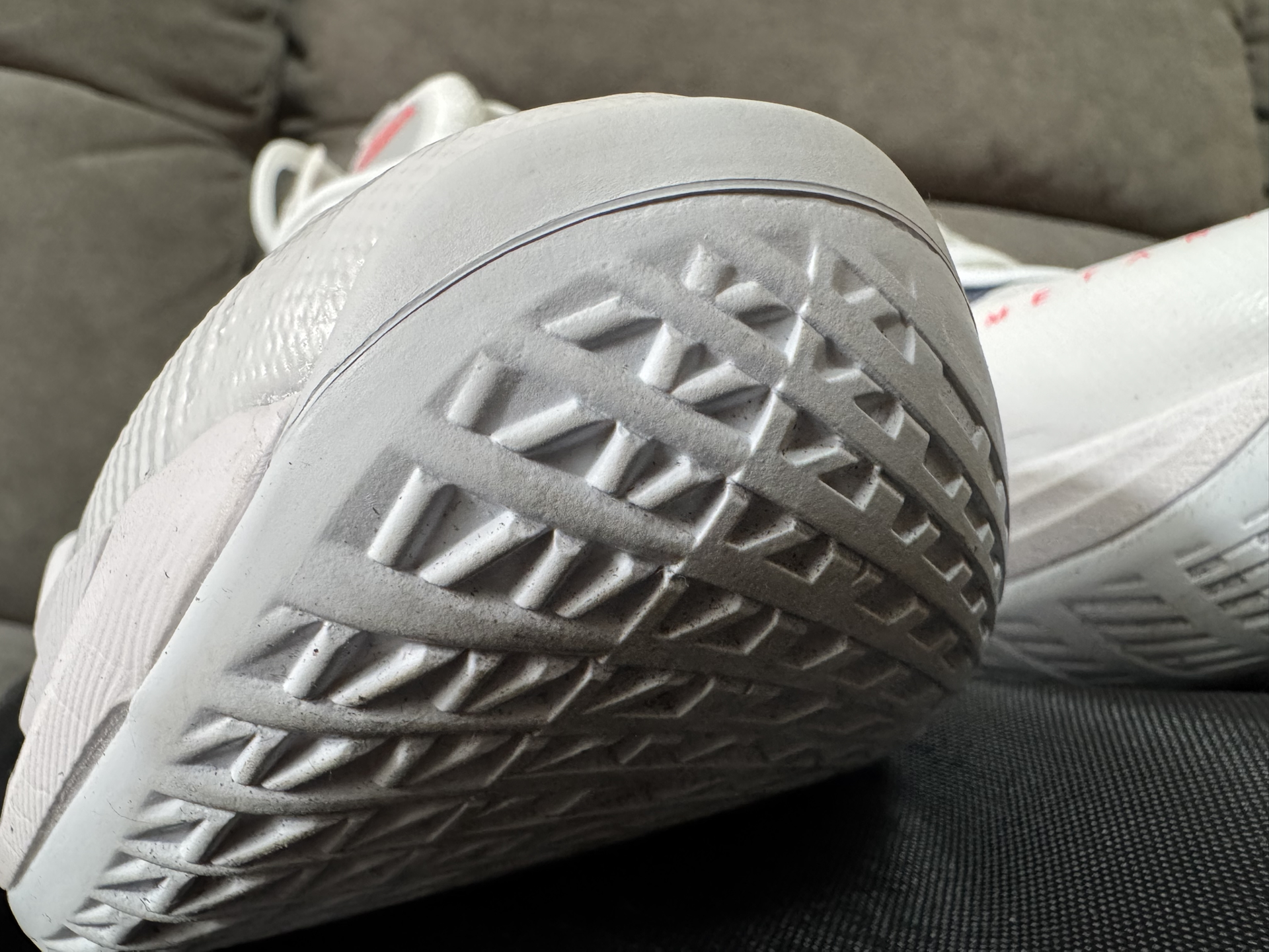 custom review-ASICS Metarise Low Топ Кроссовки для тренировок Мужской Белый