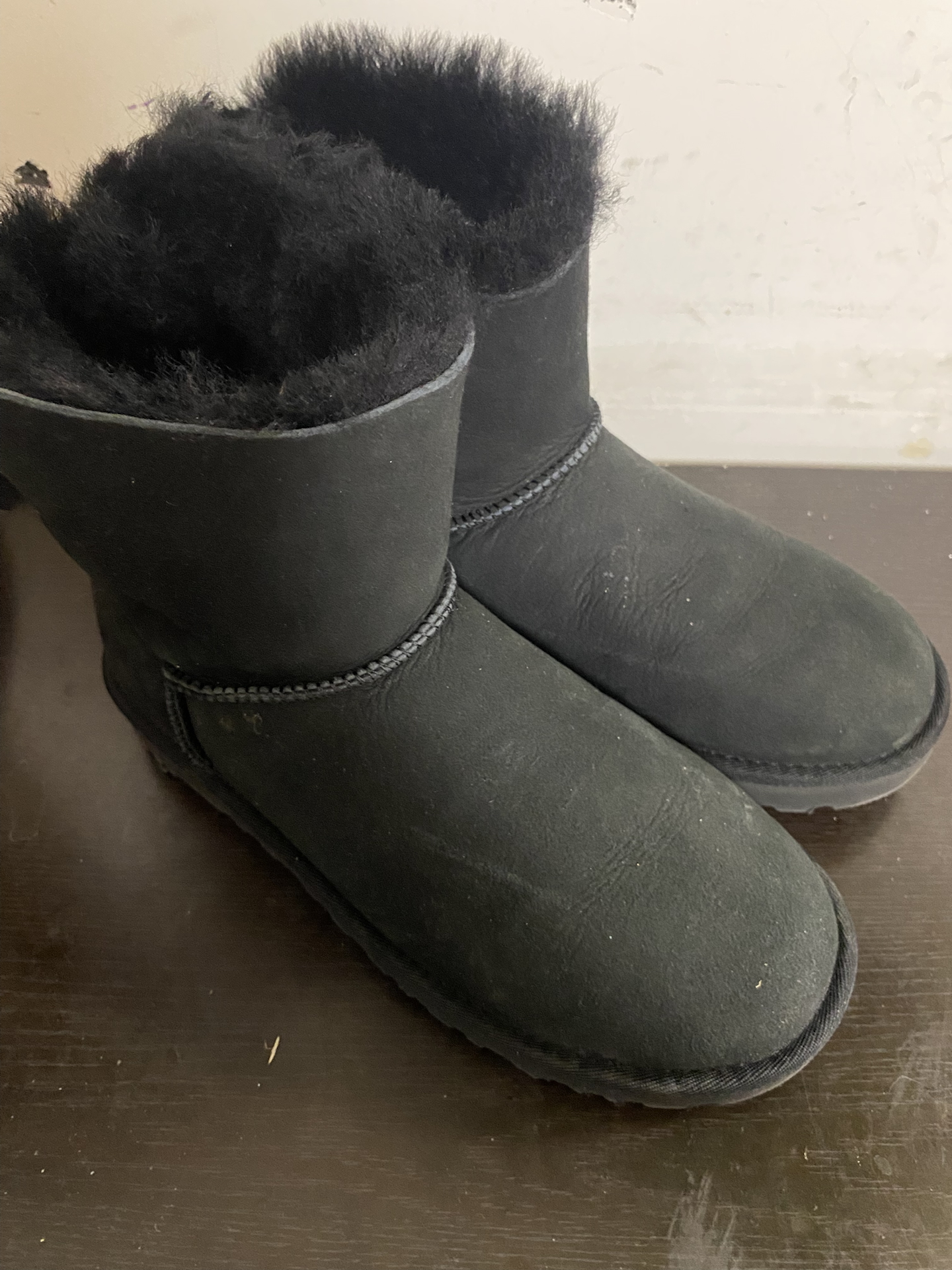 custom review-UGG Bailey Короткий Снегобут Женские Черные