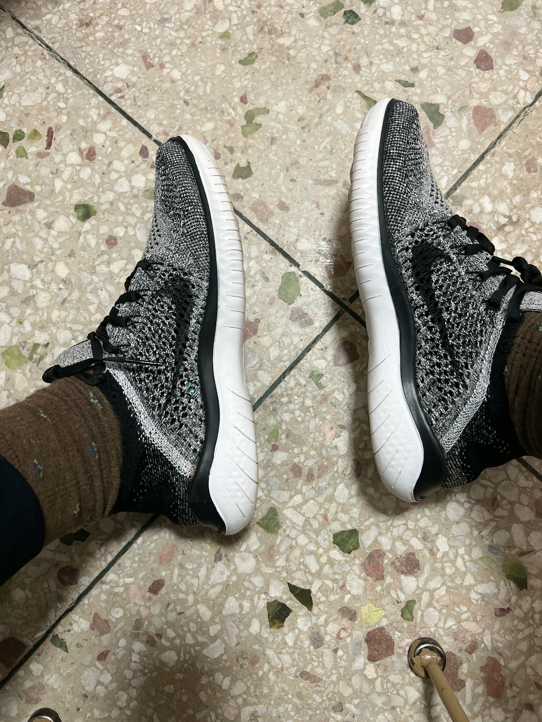 custom review-Nike Free RN 2018 Ткань Дышащий Низкий Топ Спринт Беговые кроссовки Женские Черный Белый