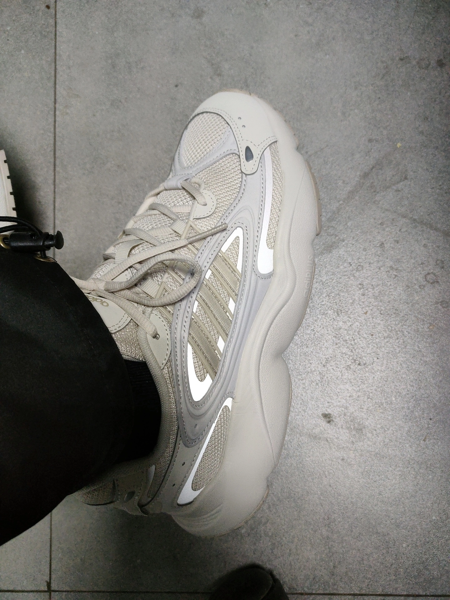 custom review-Adidas Originals Ozmillen Противоскользящий устойчивый к истиранию низкий топ с толстой подошвой Унисекс Светло-серый Зеленый