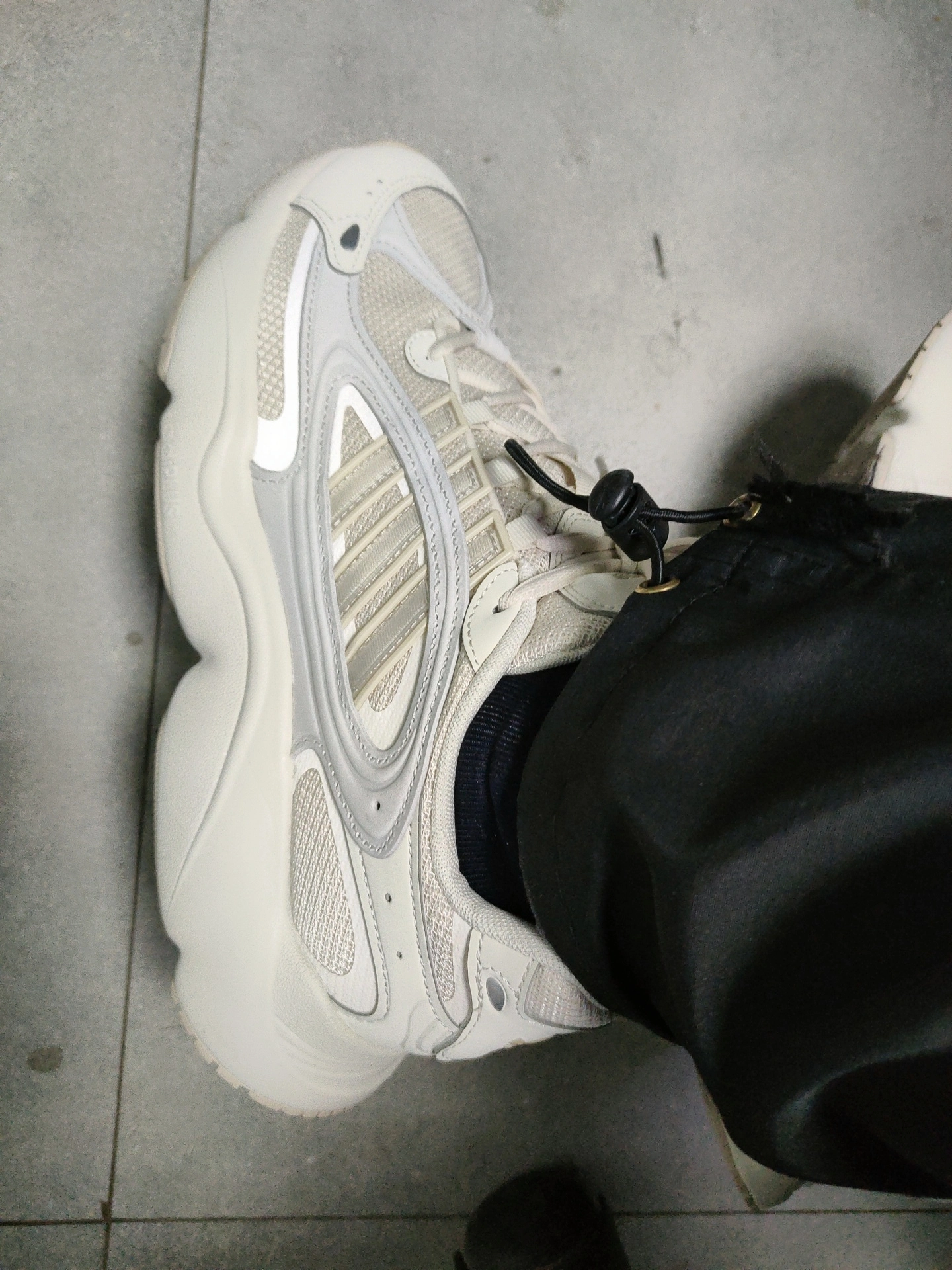 custom review-Adidas Originals Ozmillen Противоскользящий устойчивый к истиранию низкий топ с толстой подошвой Унисекс Светло-серый Зеленый