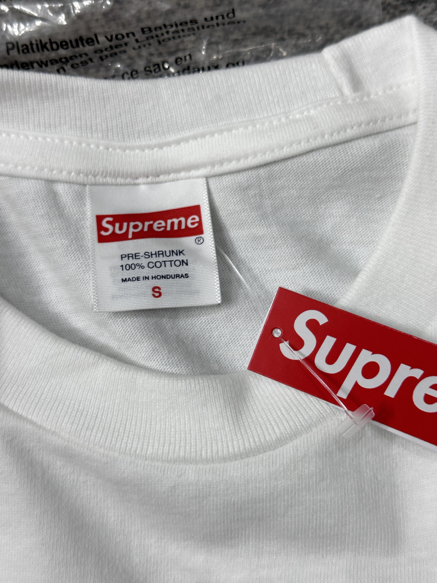 custom review-Supreme FW25 WEEK1 Playboi Carti PHOTO Tee T-Shirt Унисекс