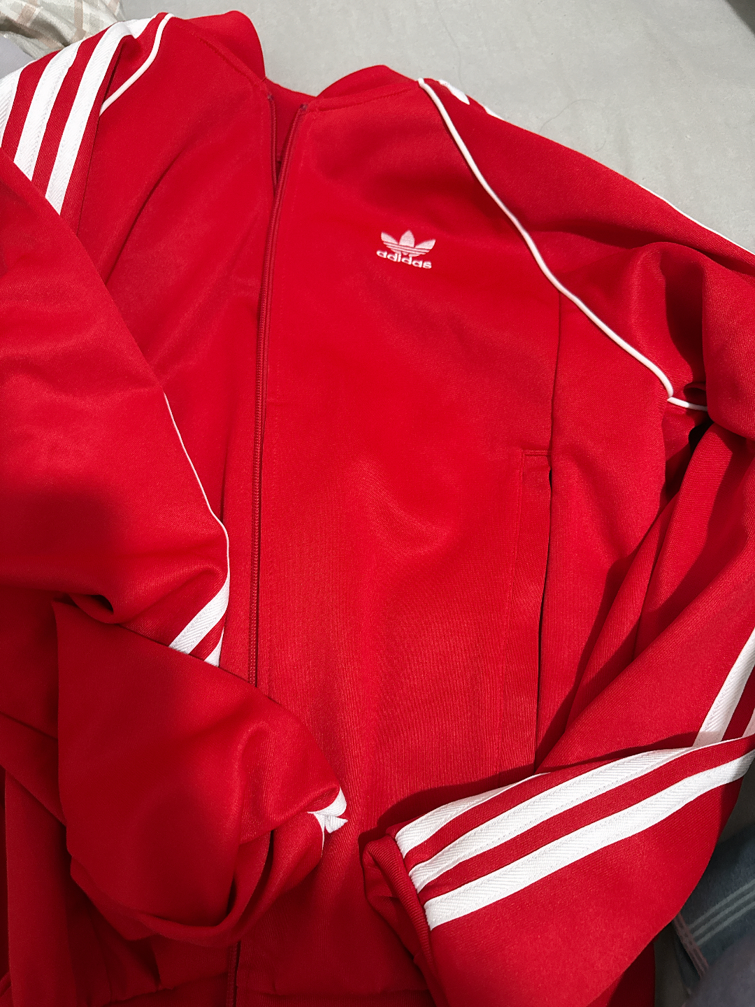 custom review-Adidas Originals ADICOLOR CLASSICS SST TRACK Куртка Мужская Красная