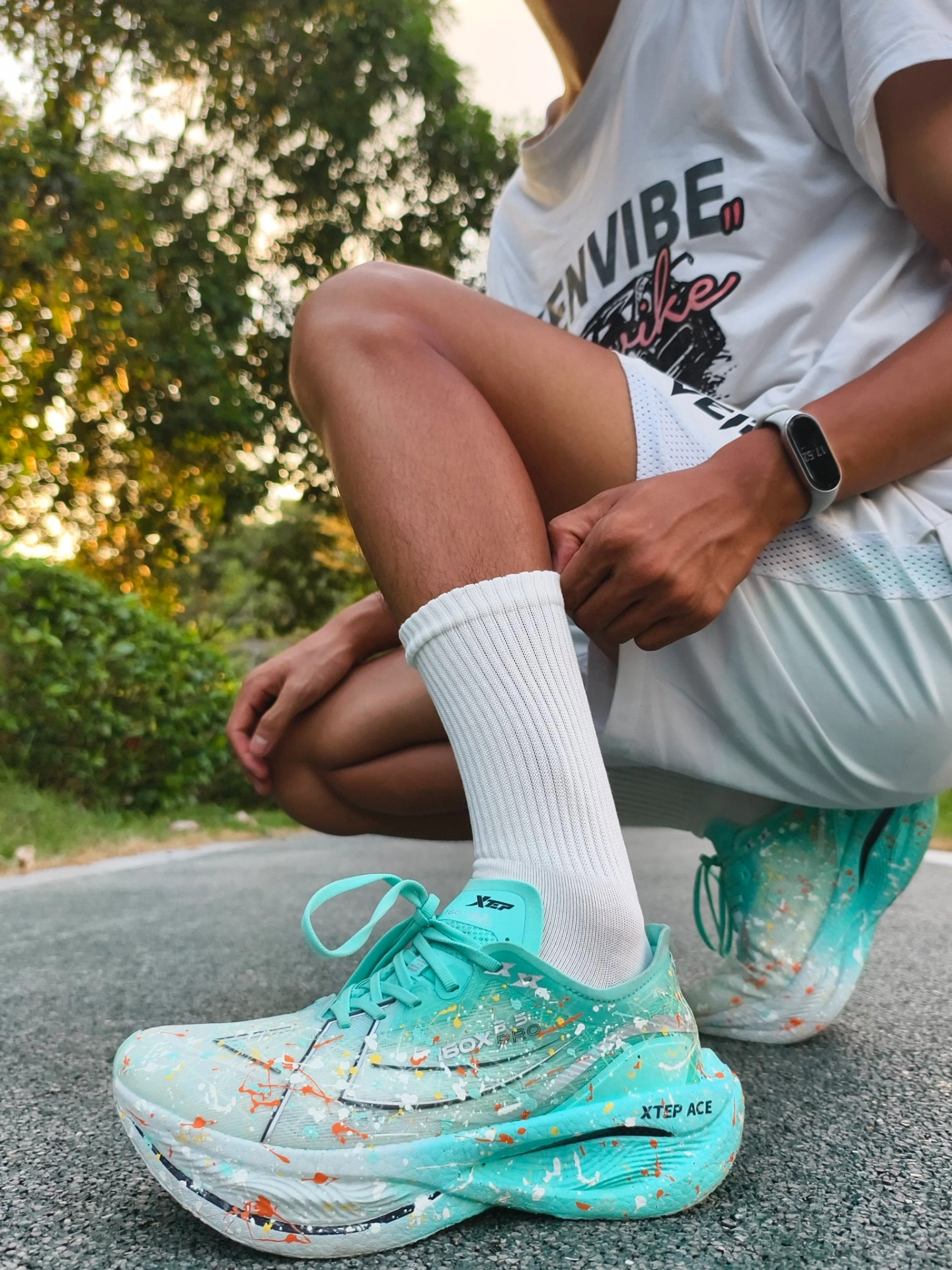 纯白袜搭配运动鞋👟挺不错❗❓