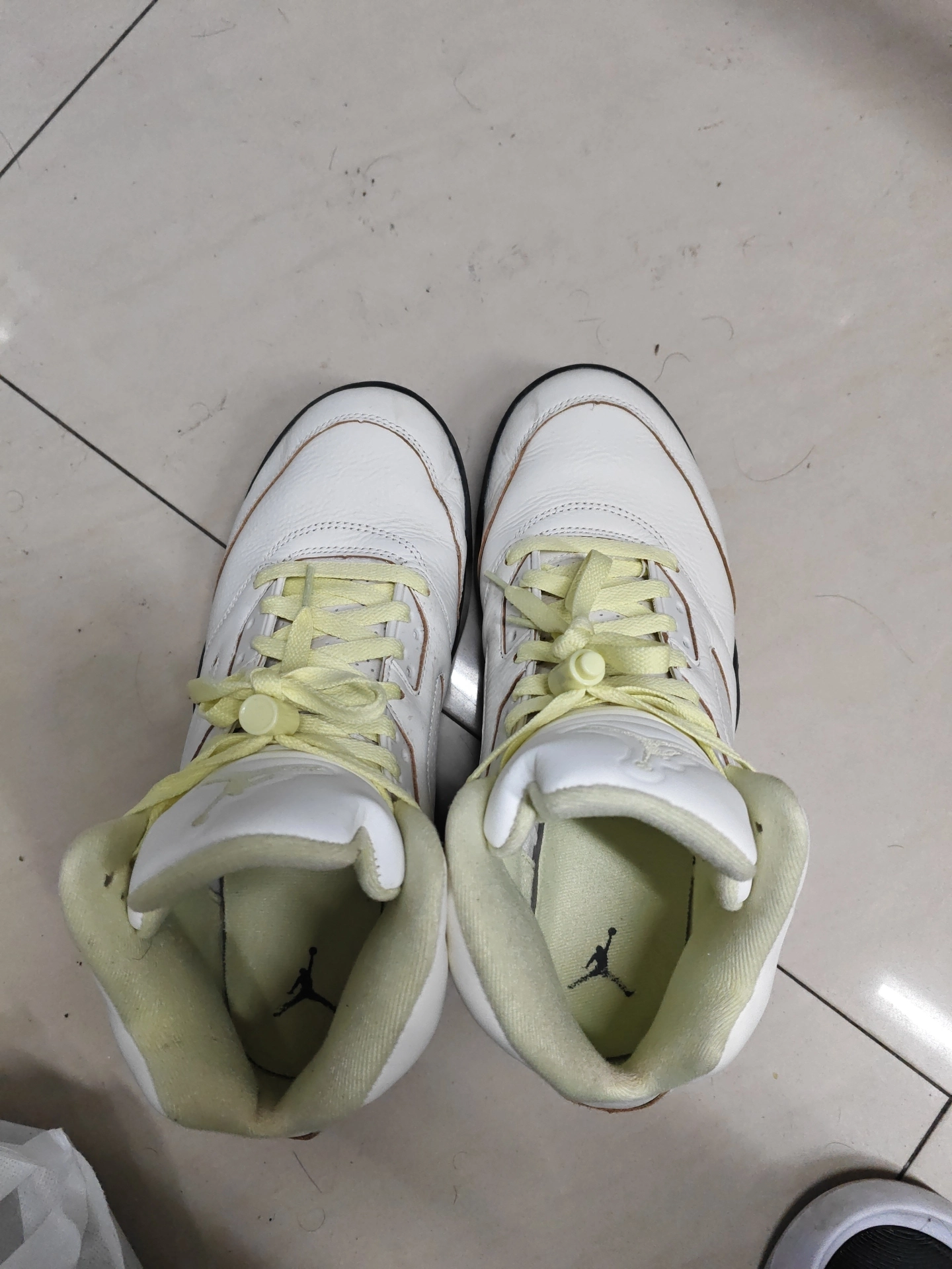 custom review-Jordan Air Джордан 5 Дышащий Высокий Топ Винтажные Баскетбольные Кроссовки Женские Бежевые