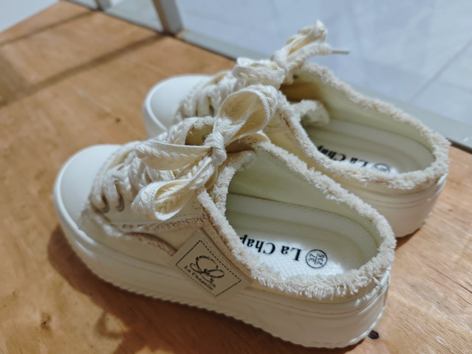 custom review-La Chapelle Резиновая подошва Без специальных функций Закрытые тапочки Женские