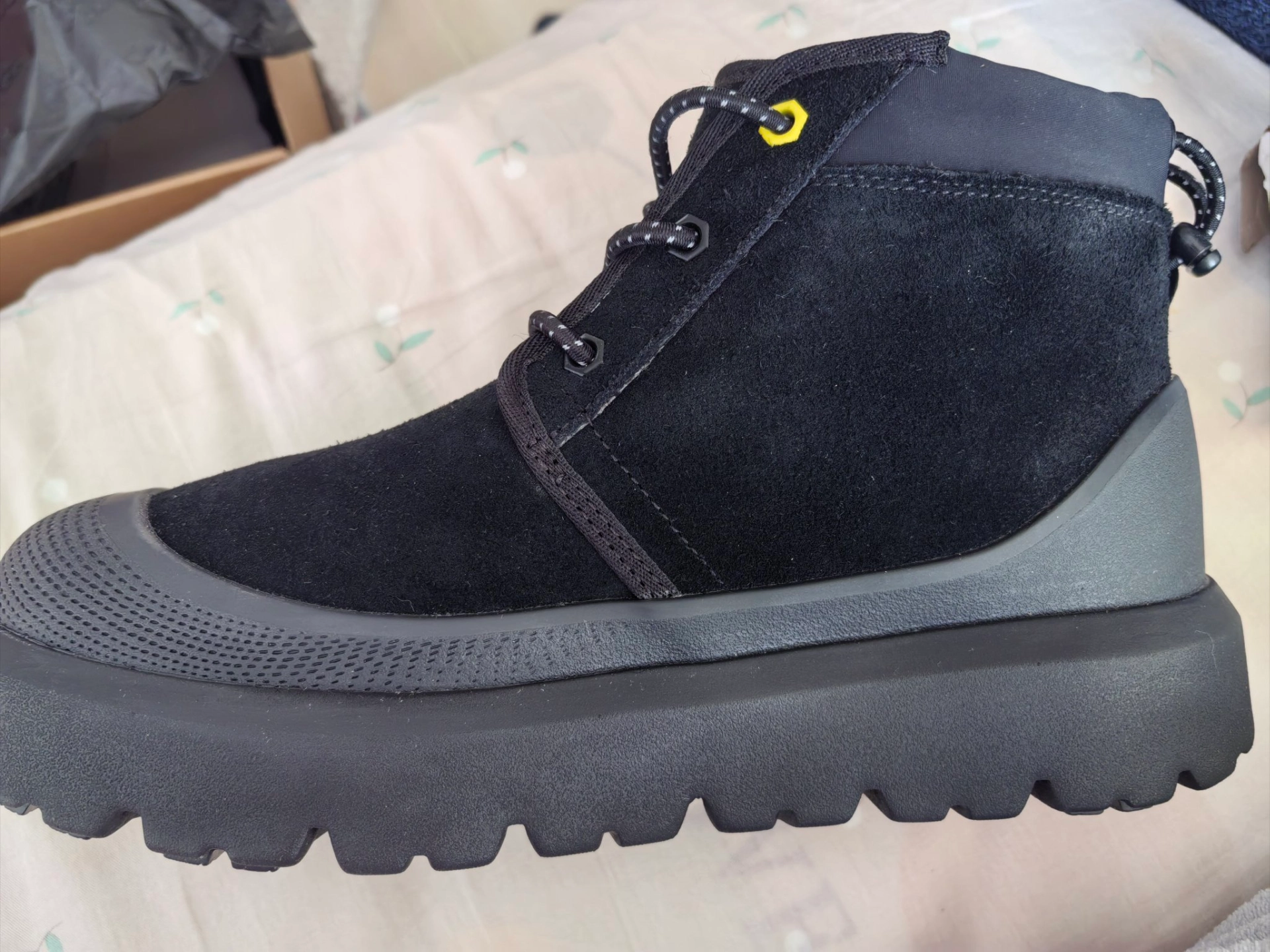 custom review-UGG Neumel Weather Hybrid Slip-resistant Short Snow Boots