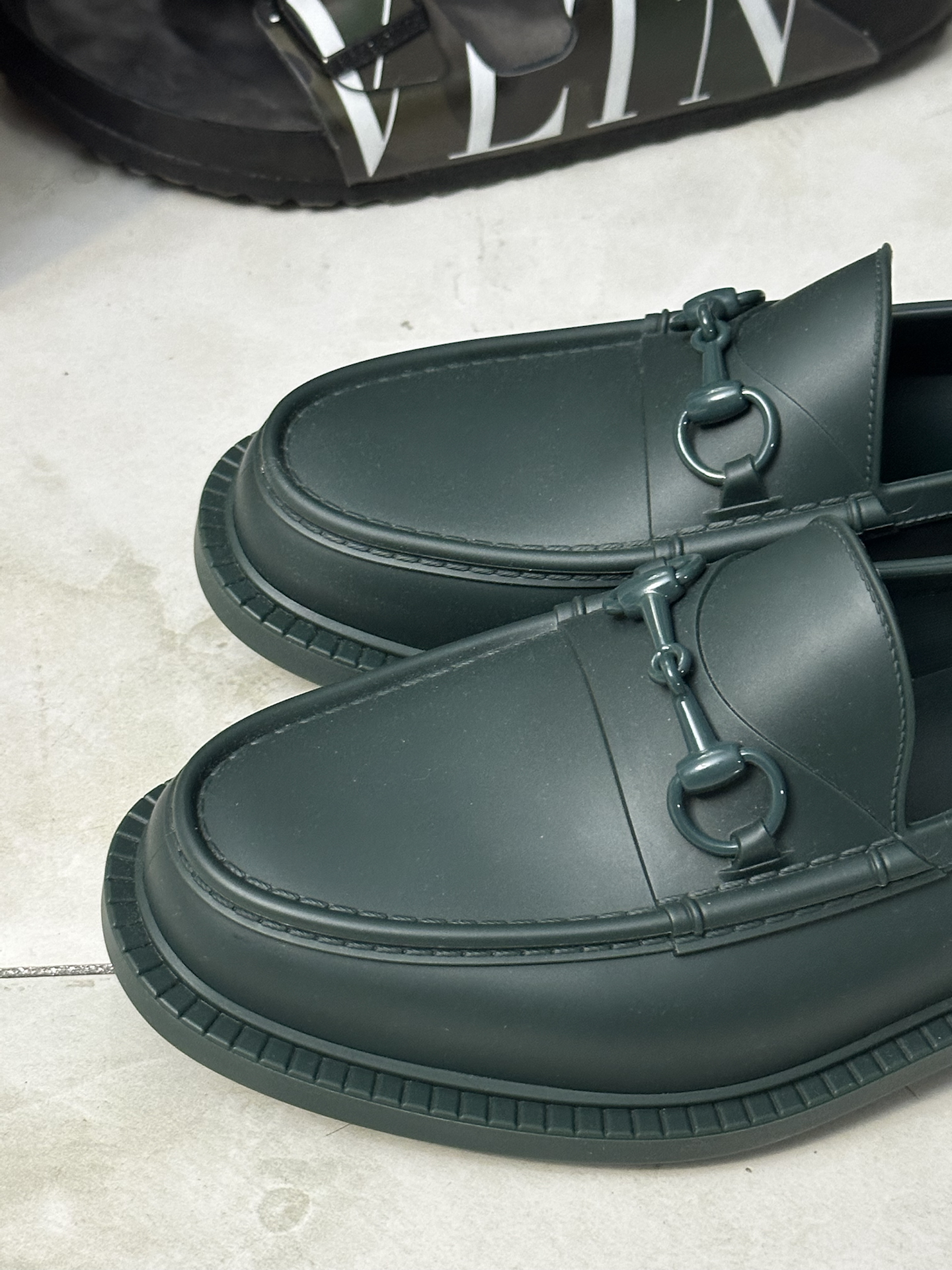 custom review-GUCCI Лоферы с пряжкой Horsebit 2,5 см Мужские Темно-зеленый